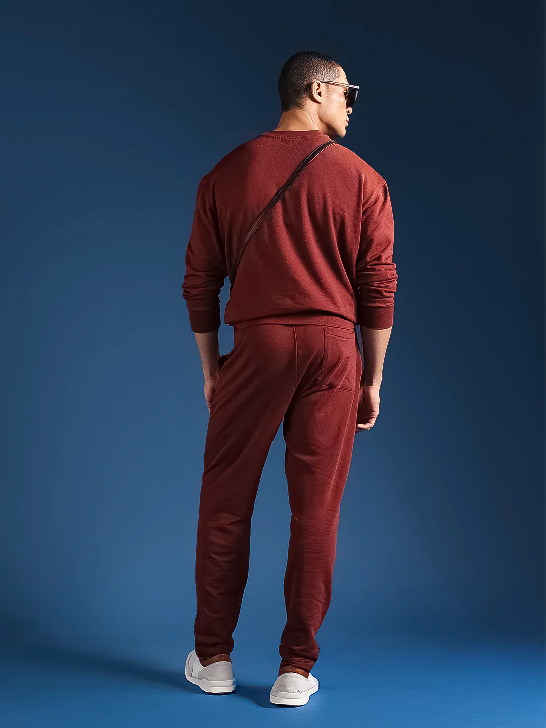 Men Solid Cotton Relaxed Fit Jogger - Image 7