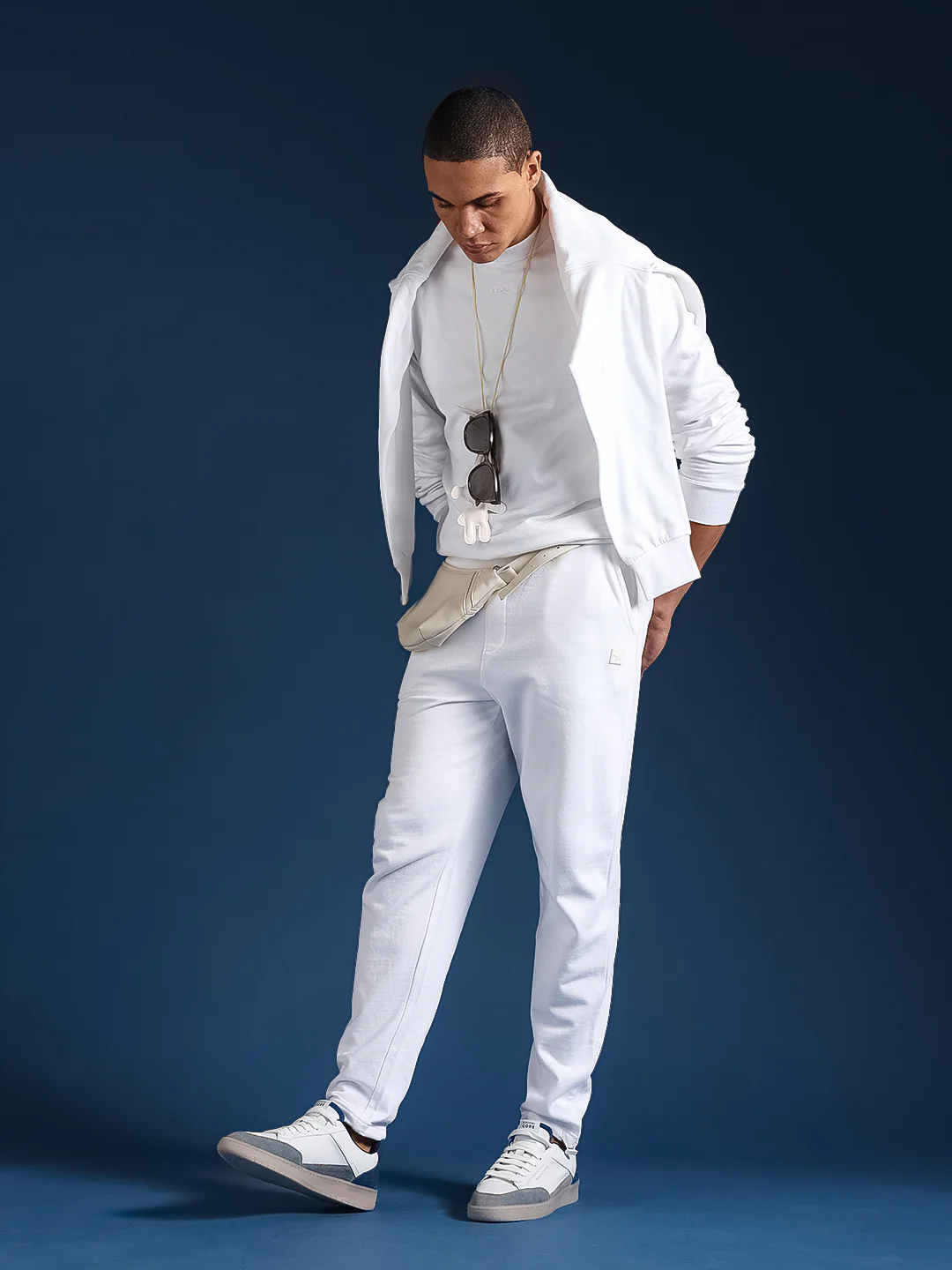 Men Solid Cotton Relaxed Fit Jogger