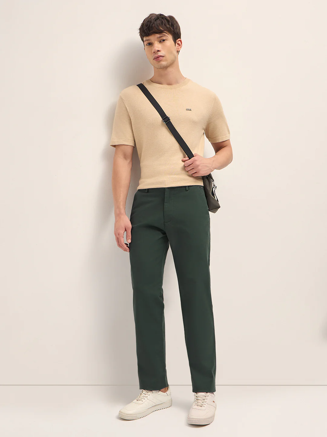 Men Solid Cotton Smart Fit Casual Trouser - Image 4