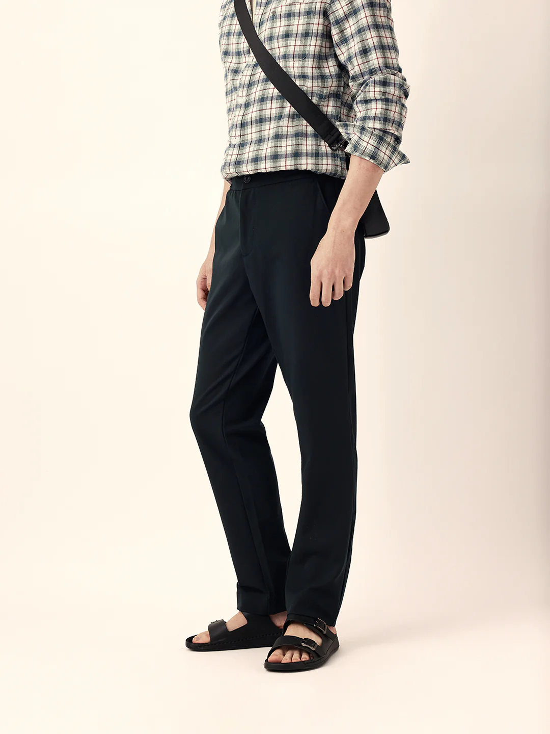 Men Solid Formal Trouser - Image 3