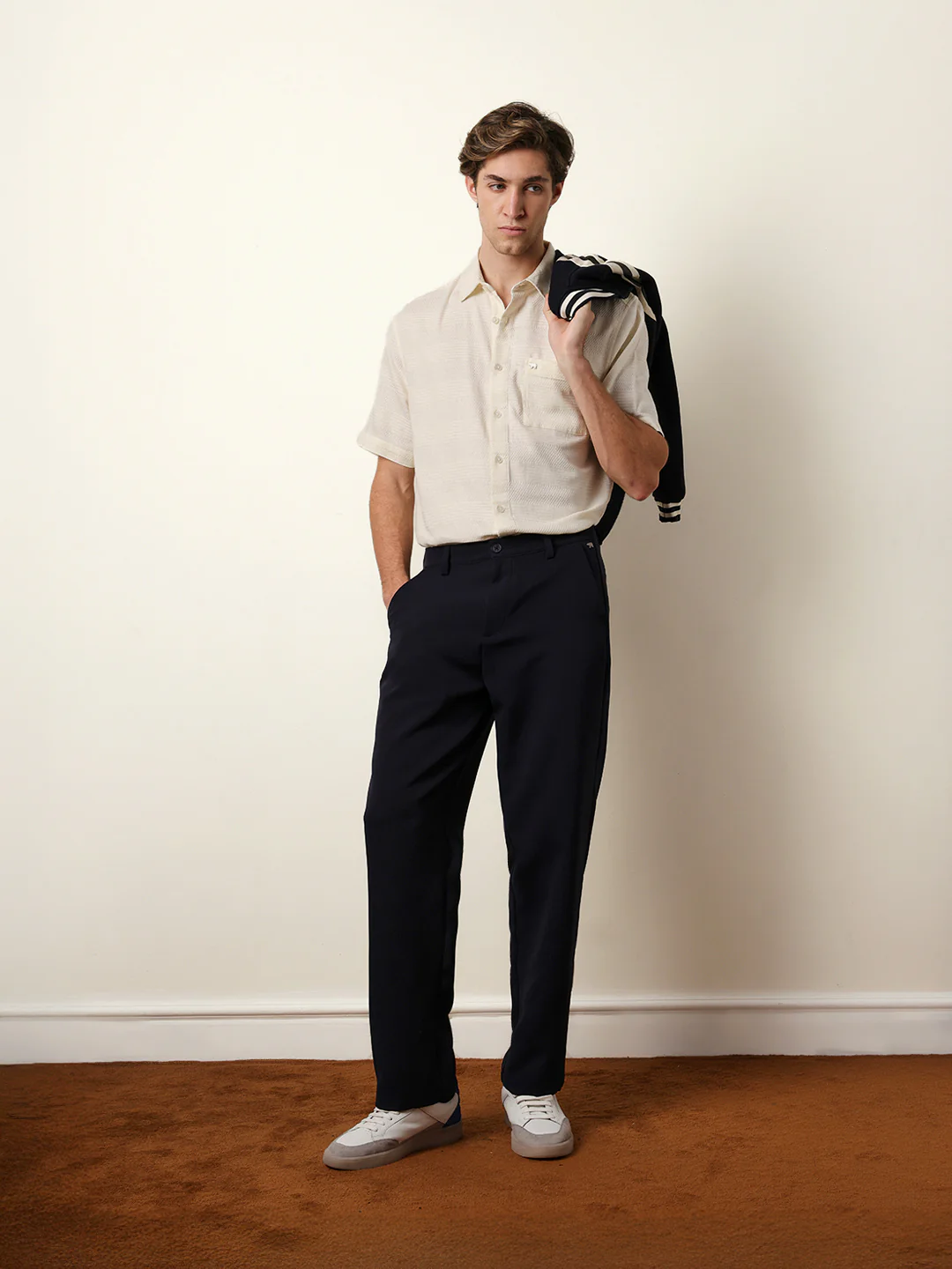 Men Solid Half Sleeve Casual Shirt - Image 2