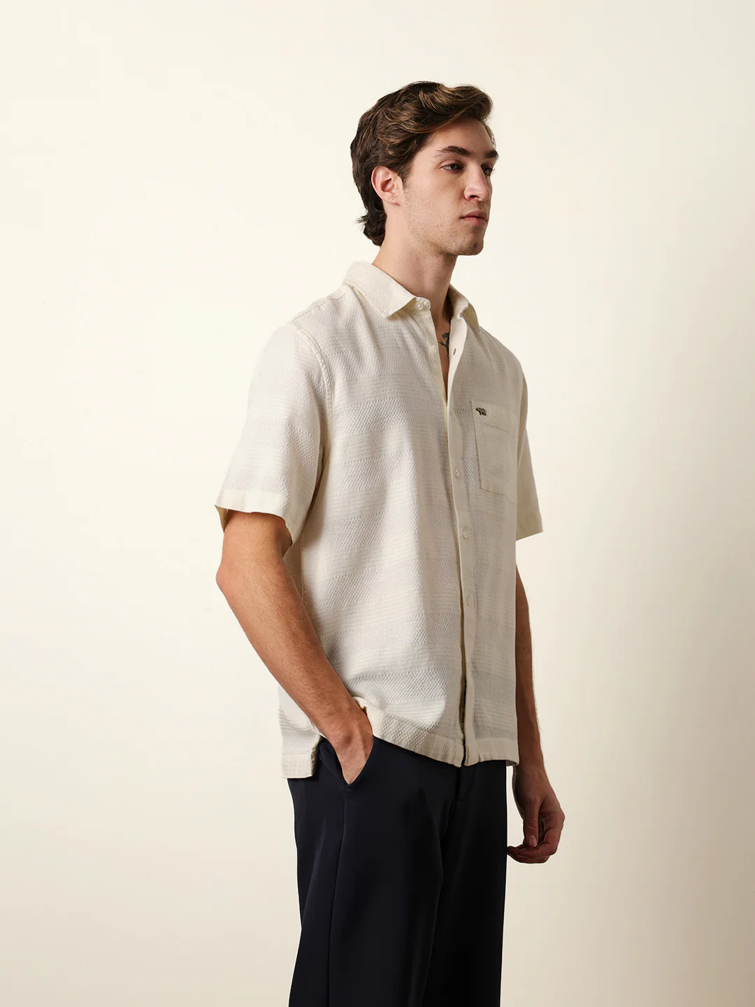 Men Solid Half Sleeve Casual Shirt - Image 5