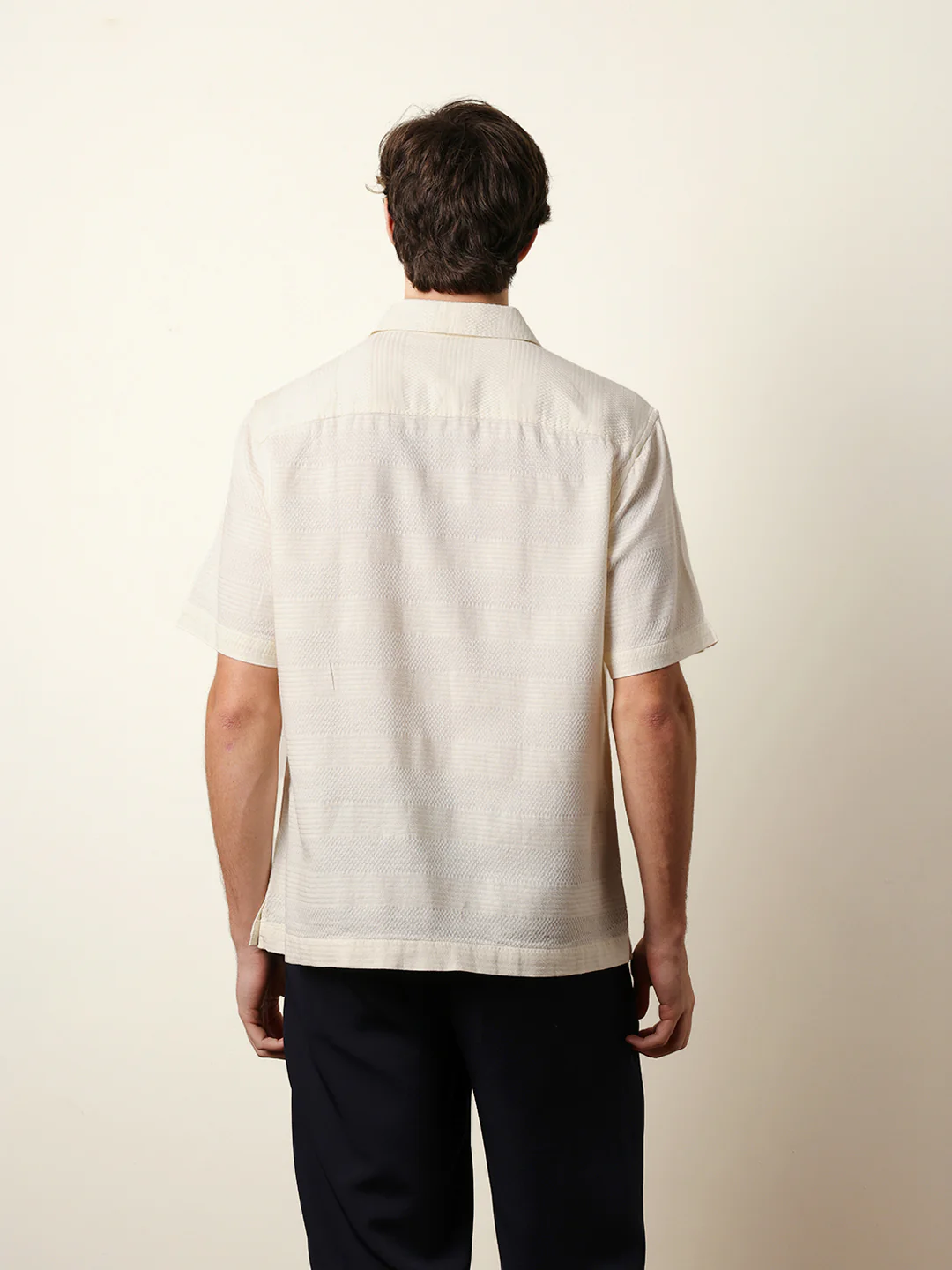 Men Solid Half Sleeve Casual Shirt - Image 7