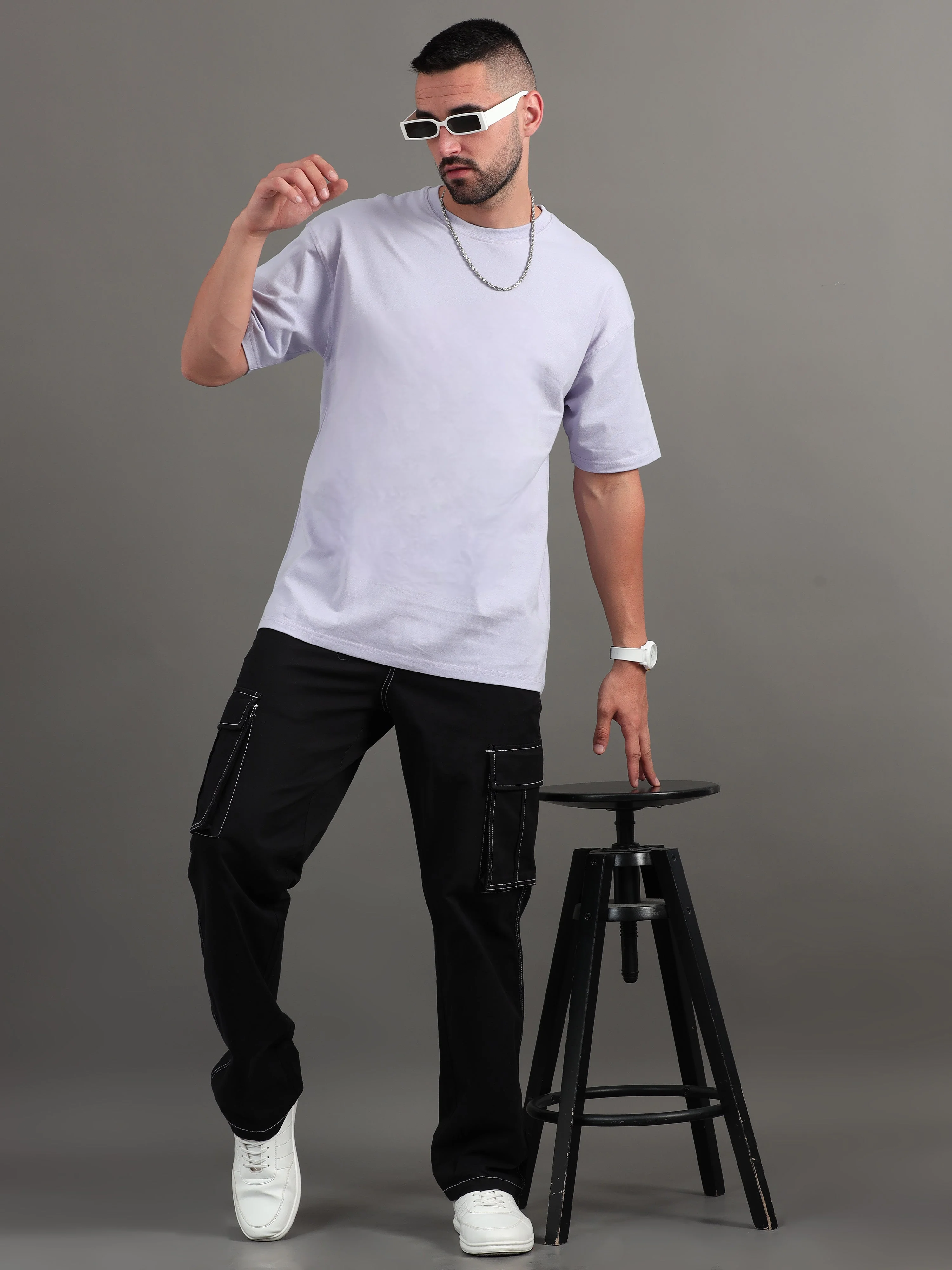 Men Solid Lavender Oversized T-Shirt - Image 4