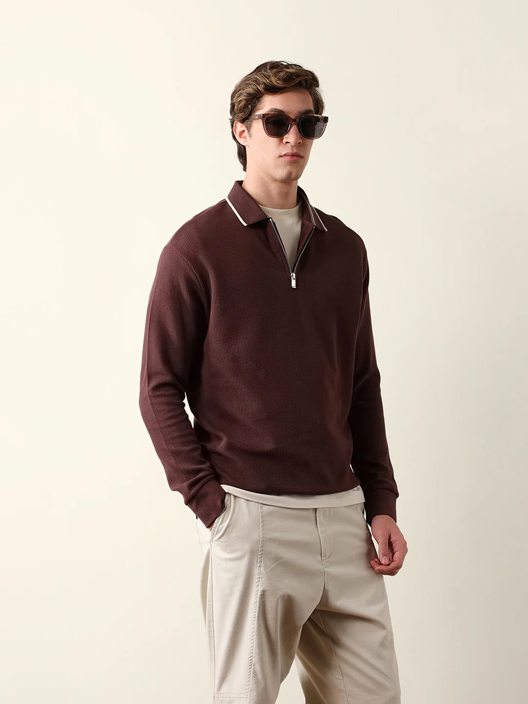 Men Solid Zip-Neck Sweatshirt - Image 5