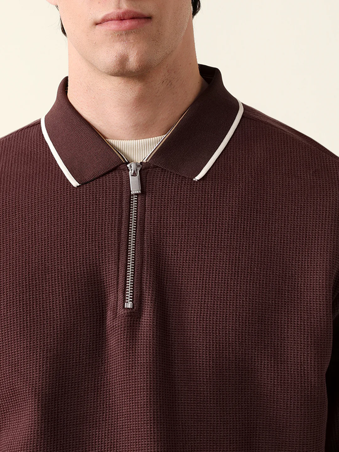 Men Solid Zip-Neck Sweatshirt - Image 6
