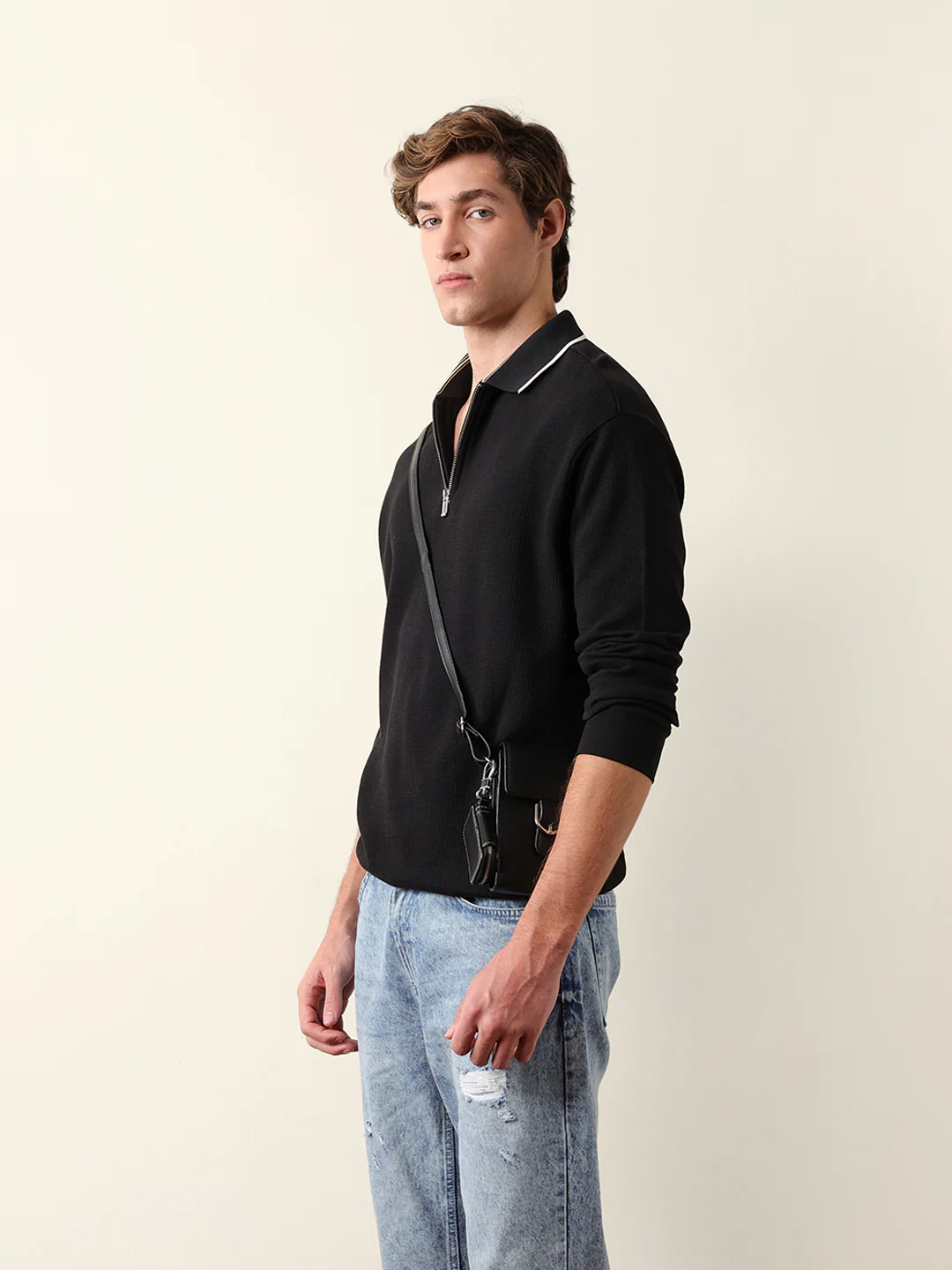 Men Solid Zip-Neck Sweatshirt - Image 4