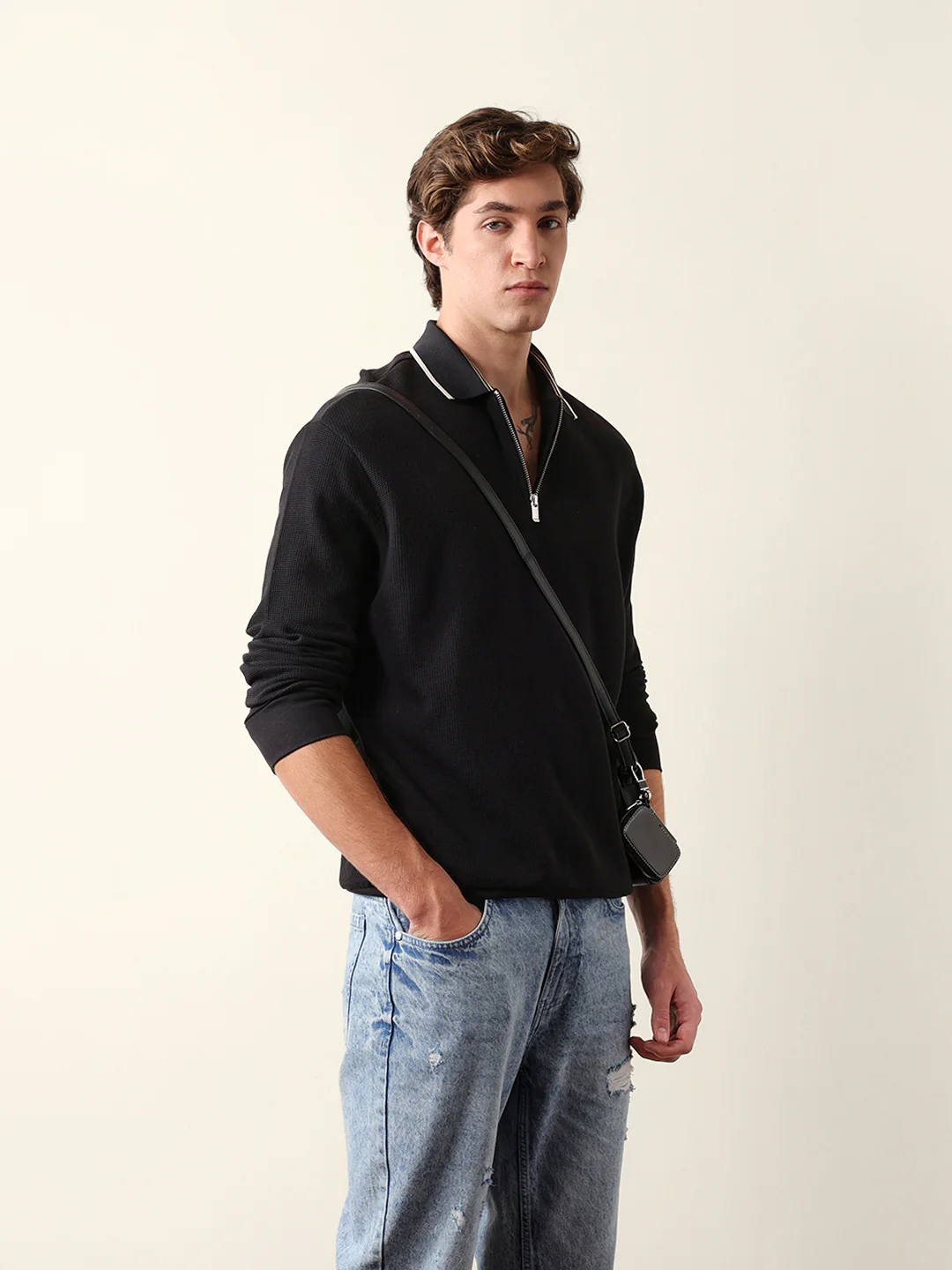 Men Solid Zip-Neck Sweatshirt - Image 5