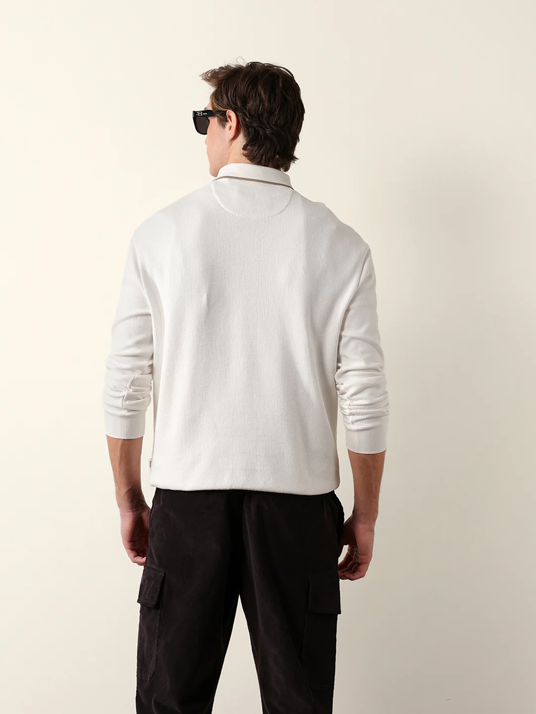 Men Solid Zip-Neck Sweatshirt - Image 7
