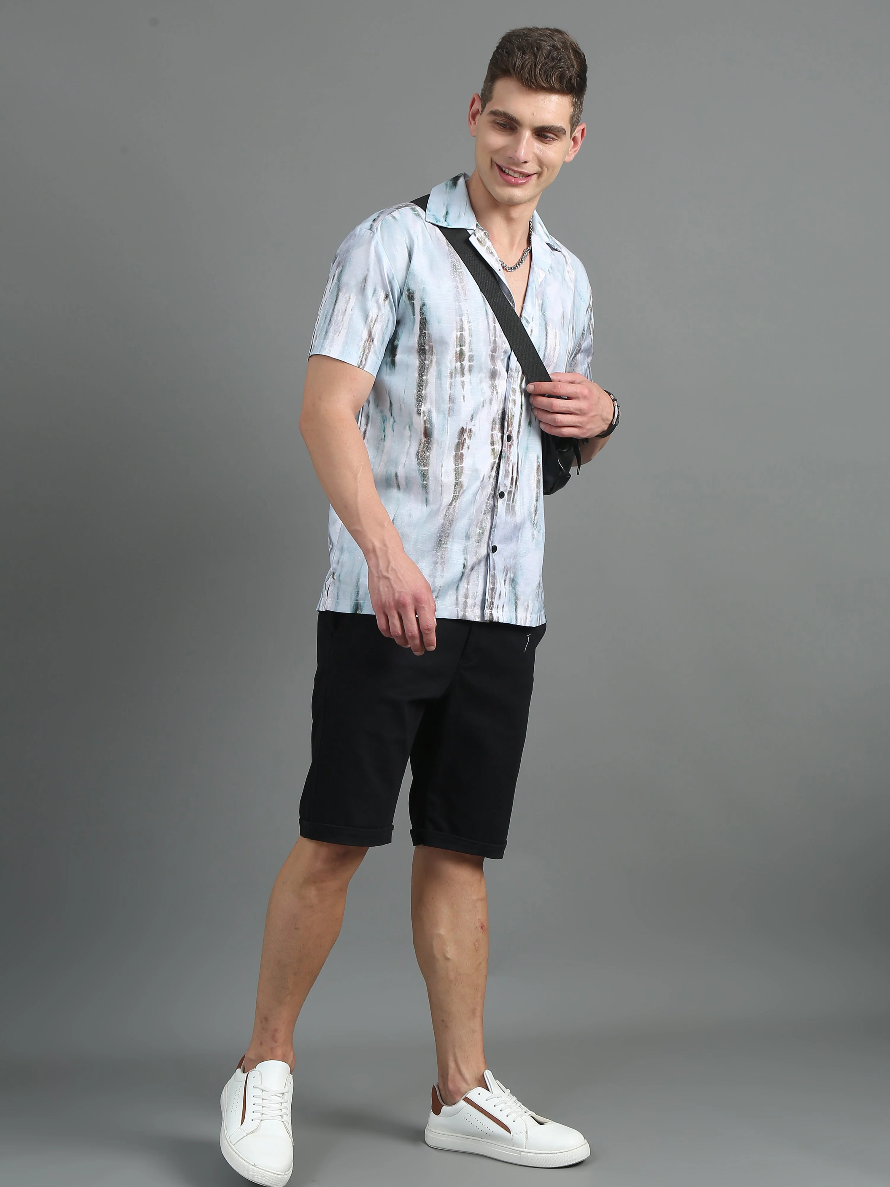 Men Splash Blue Print Shirt - Image 5