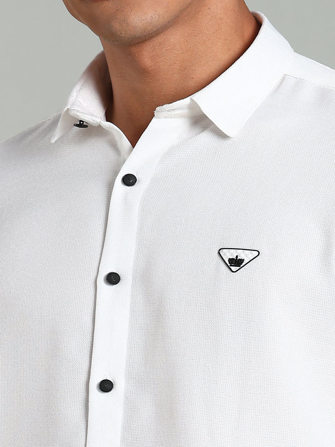 Men Striv White Solid Shirt - Image 4