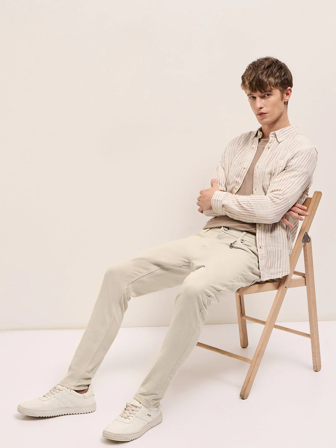 Men Stylish Beige Jeans - Image 4