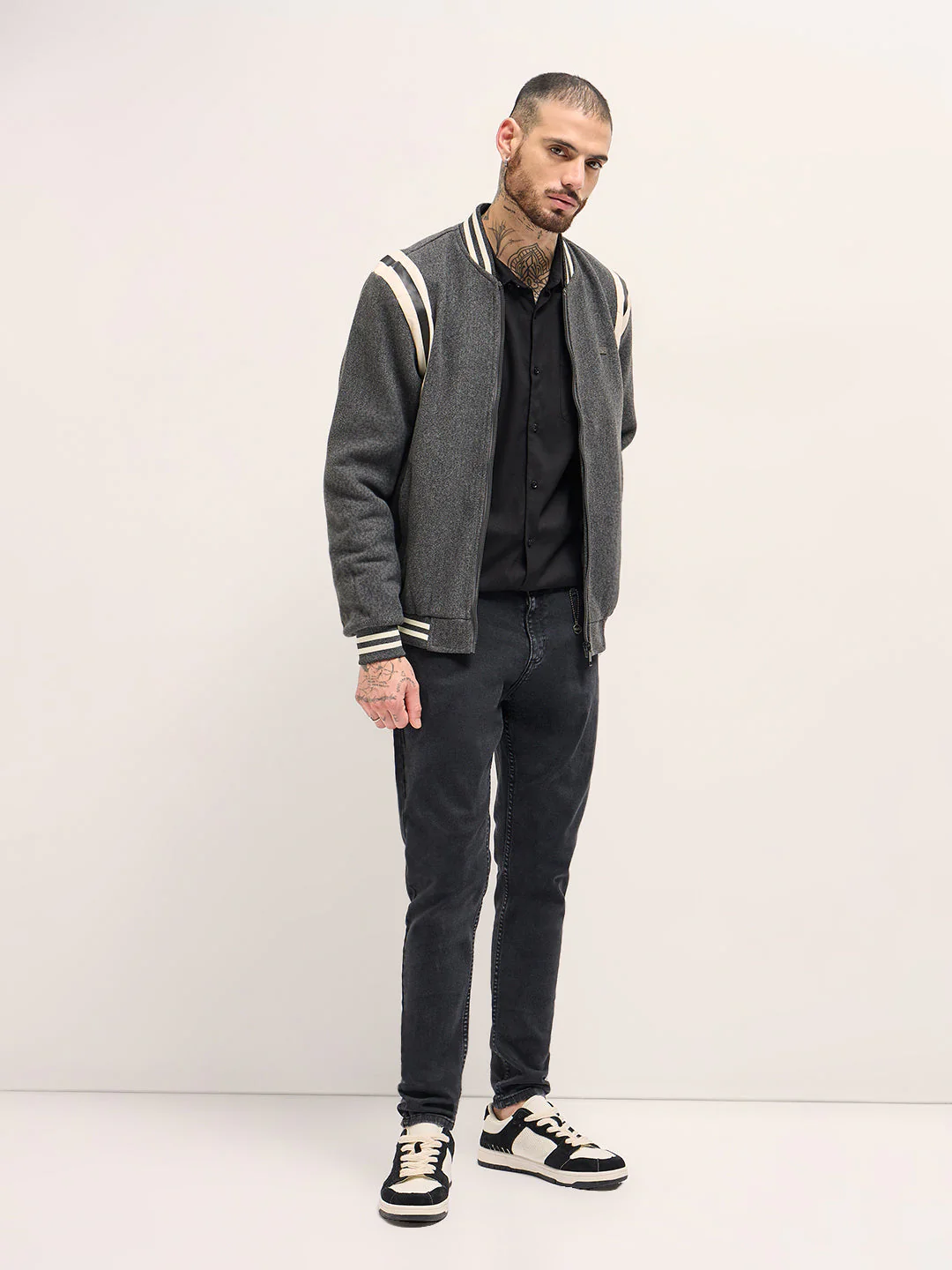 Men Stylish Bomber Jacket in grey - Image 4