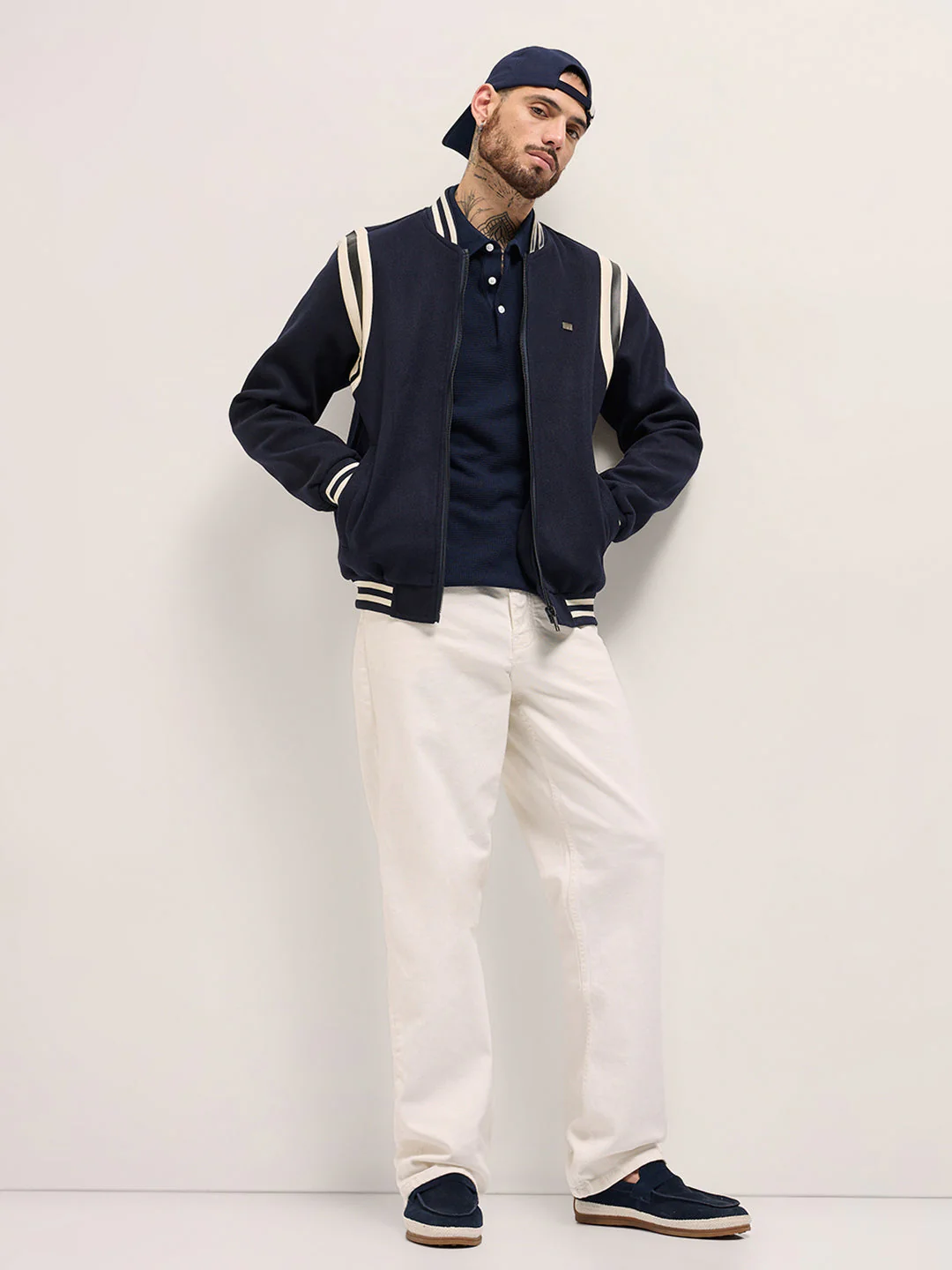 Men Stylish Bomber Jacket in Navy - Image 4