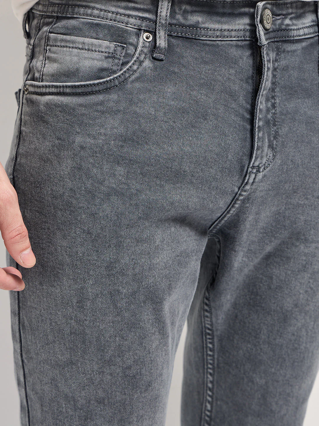 Men Stylish Grey Jeans - Image 5
