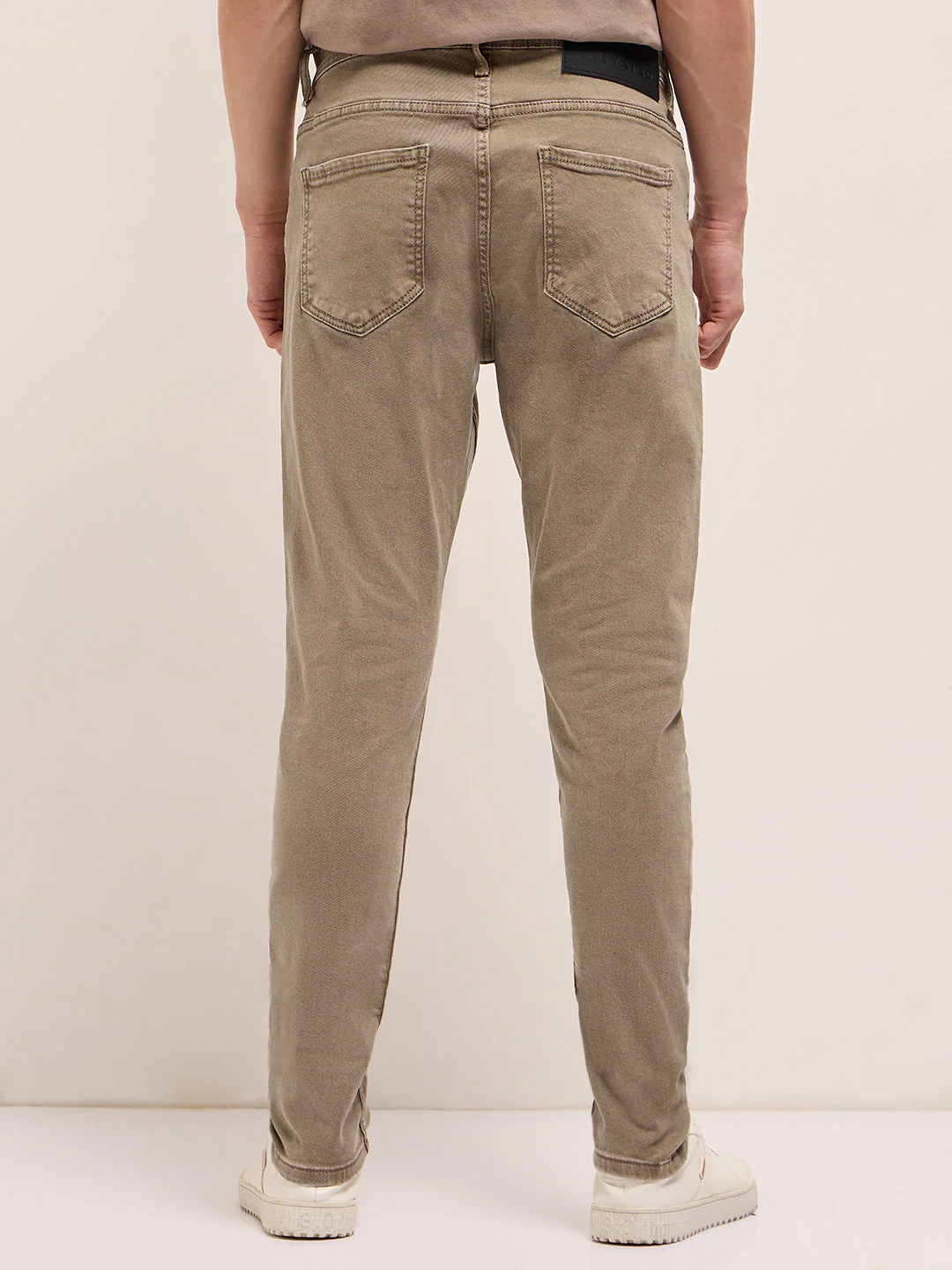 Men Stylish Khaki Jeans - Image 2