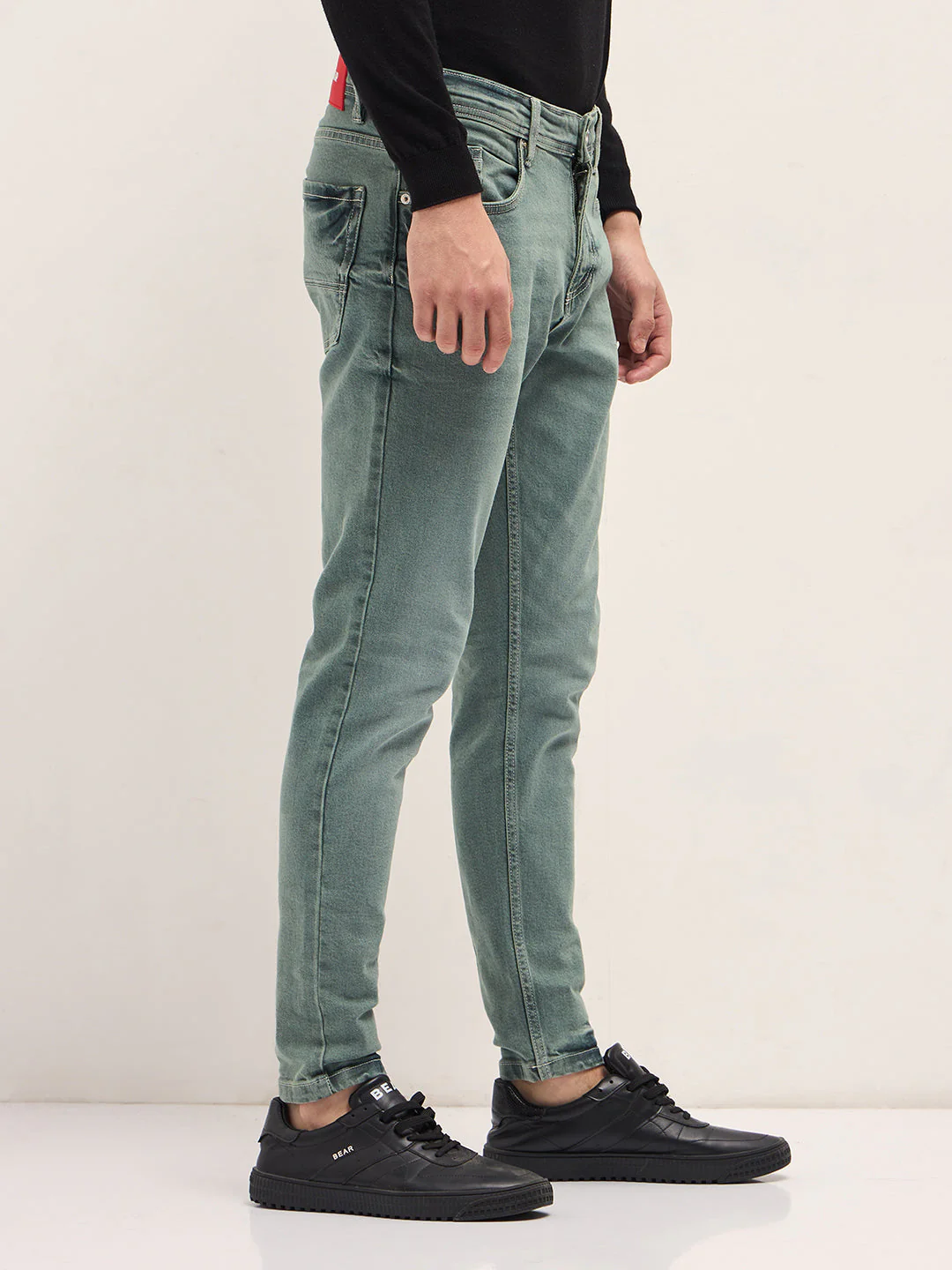 Men Stylish Olive Jeans - Image 3