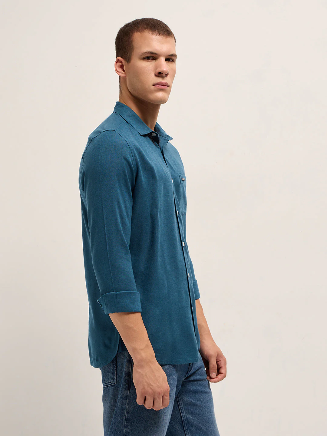 Men Teal Blue Solid Lyocell Slim Fit Casual Shirt - Image 3