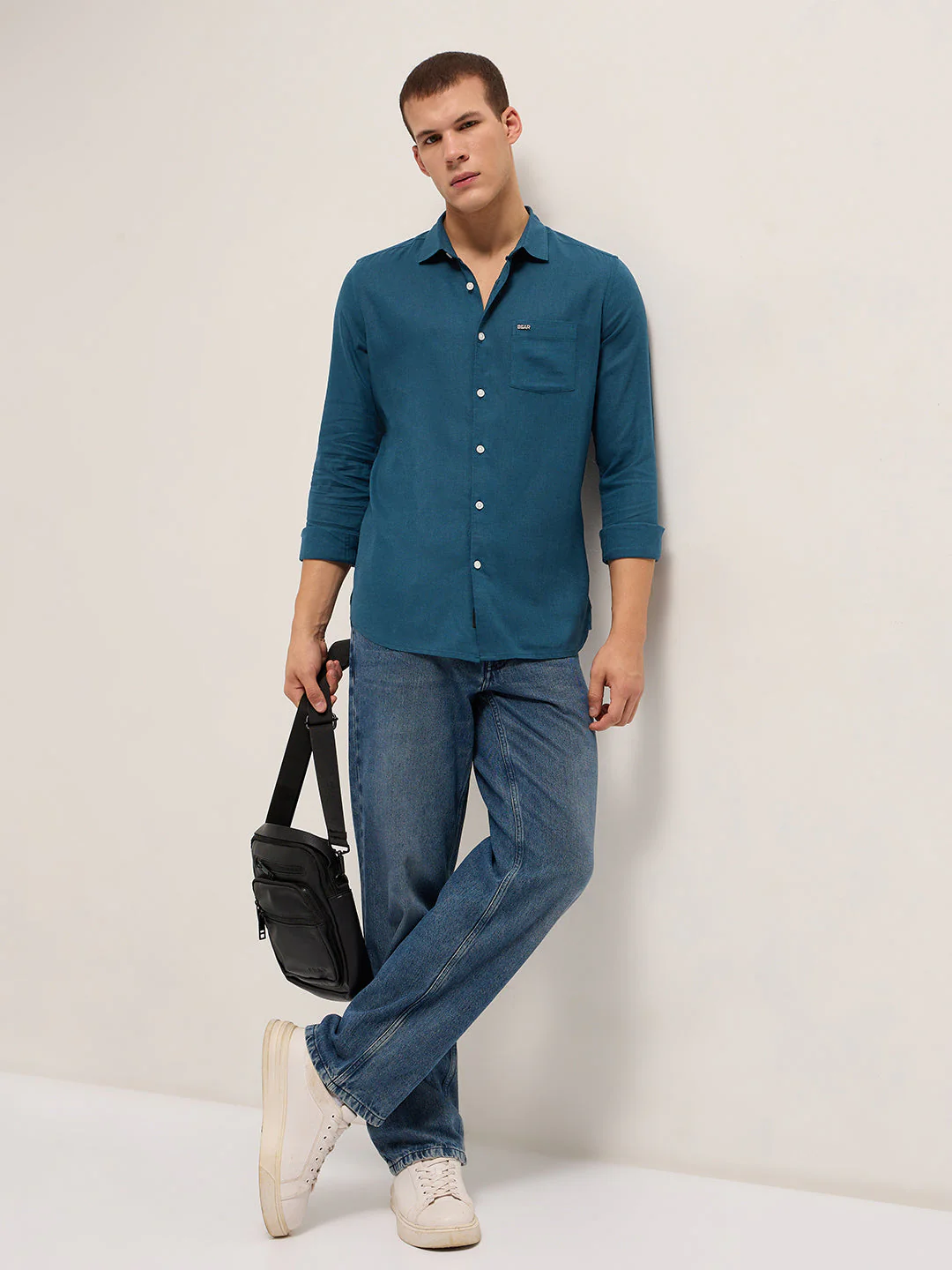 Men Teal Blue Solid Lyocell Slim Fit Casual Shirt - Image 4