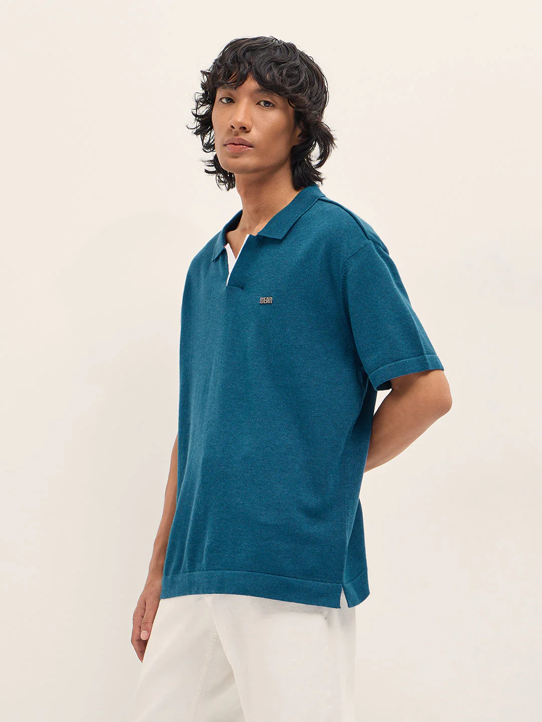 Men Teal Solid Relaxed Fit Polo - Image 3