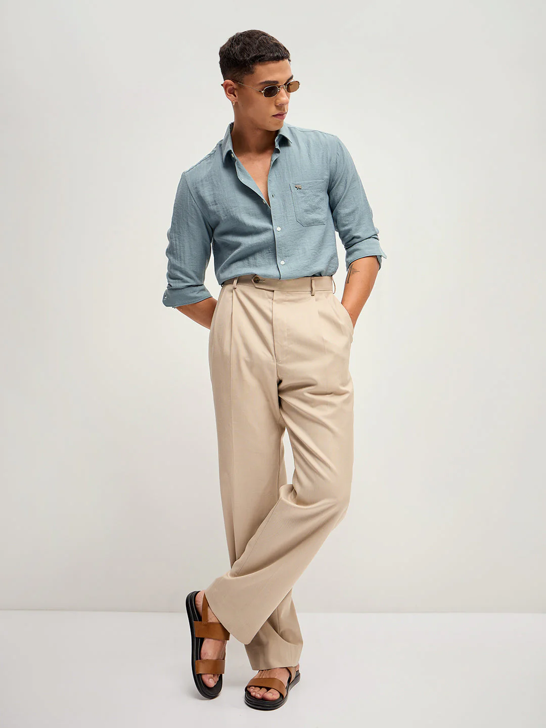Men Teal Solid Slim Fit Casual Shirt - Image 2