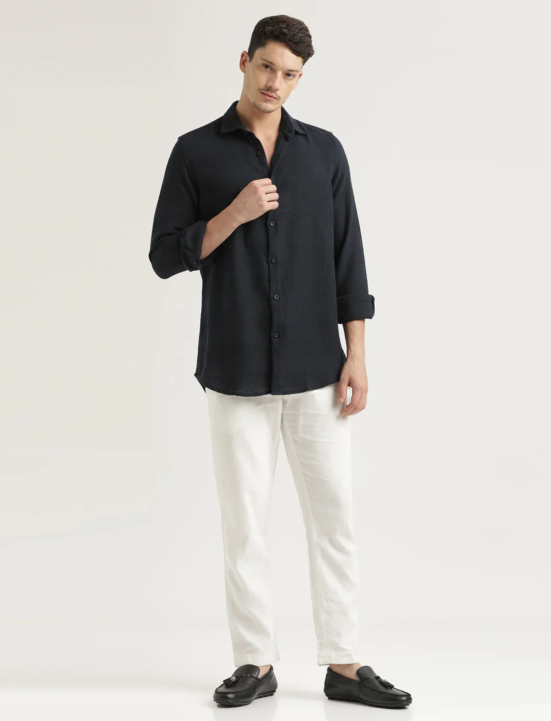 Men Textured Cotton Slim-Fit Shirt - Image 6