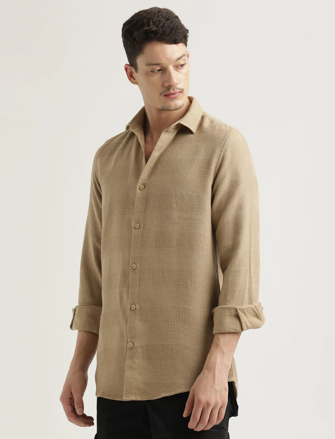 Men Textured Cotton Slim-Fit Shirt - Image 4