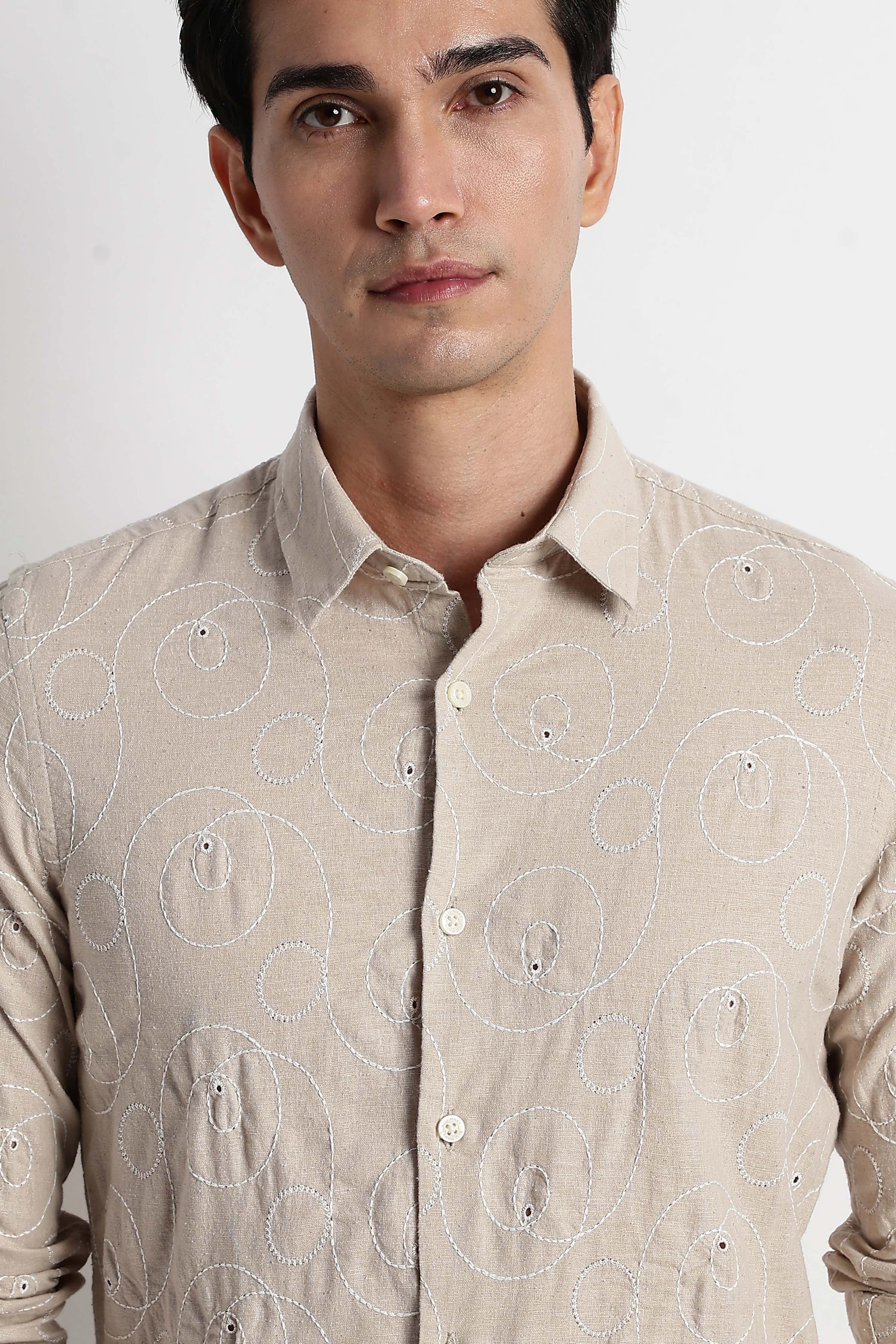 Men Textured Embroidered Cotton Shirt - Image 7