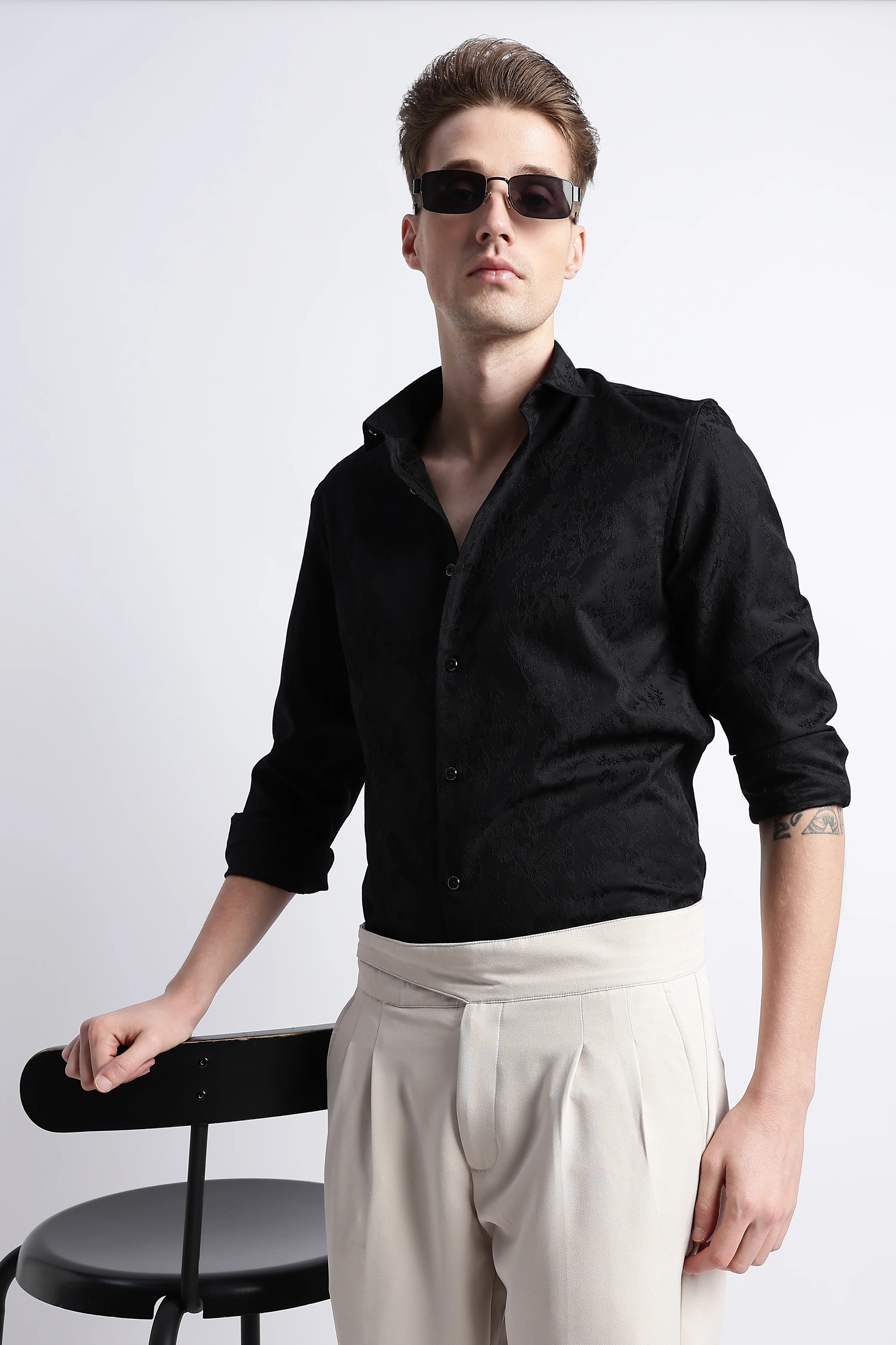 Men Textured Jacquard Shirt - Image 10