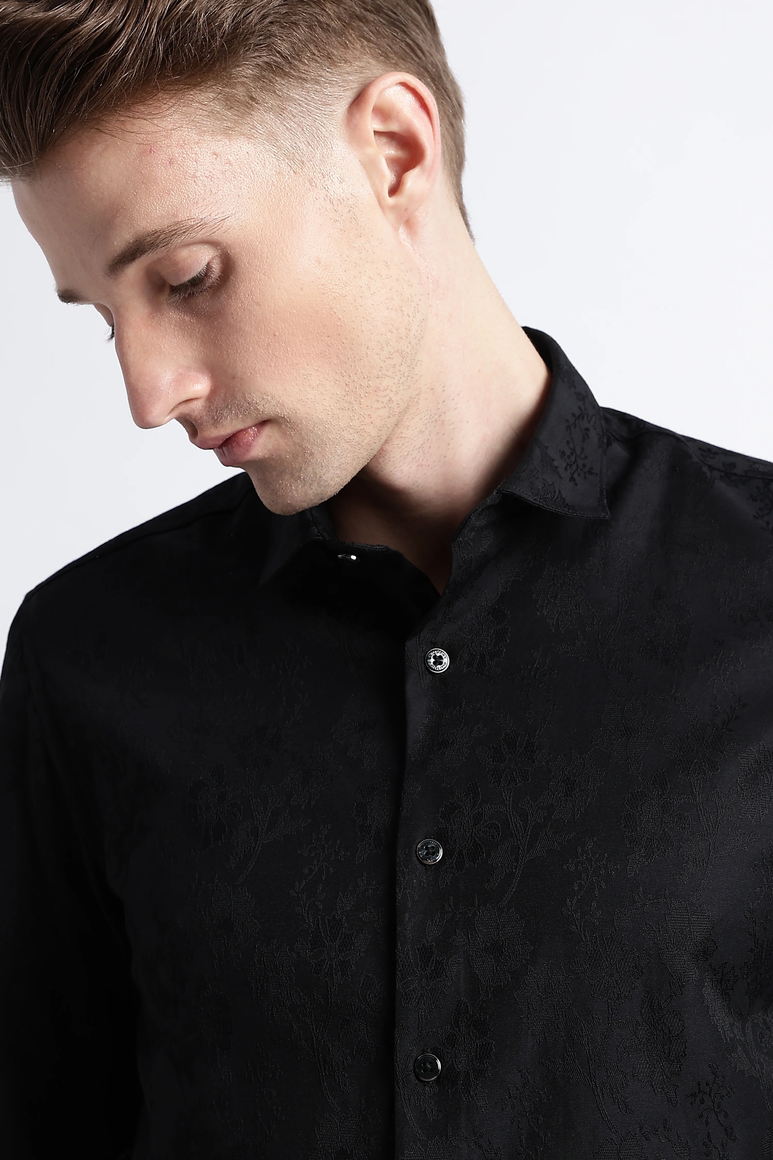 Men Textured Jacquard Shirt - Image 6