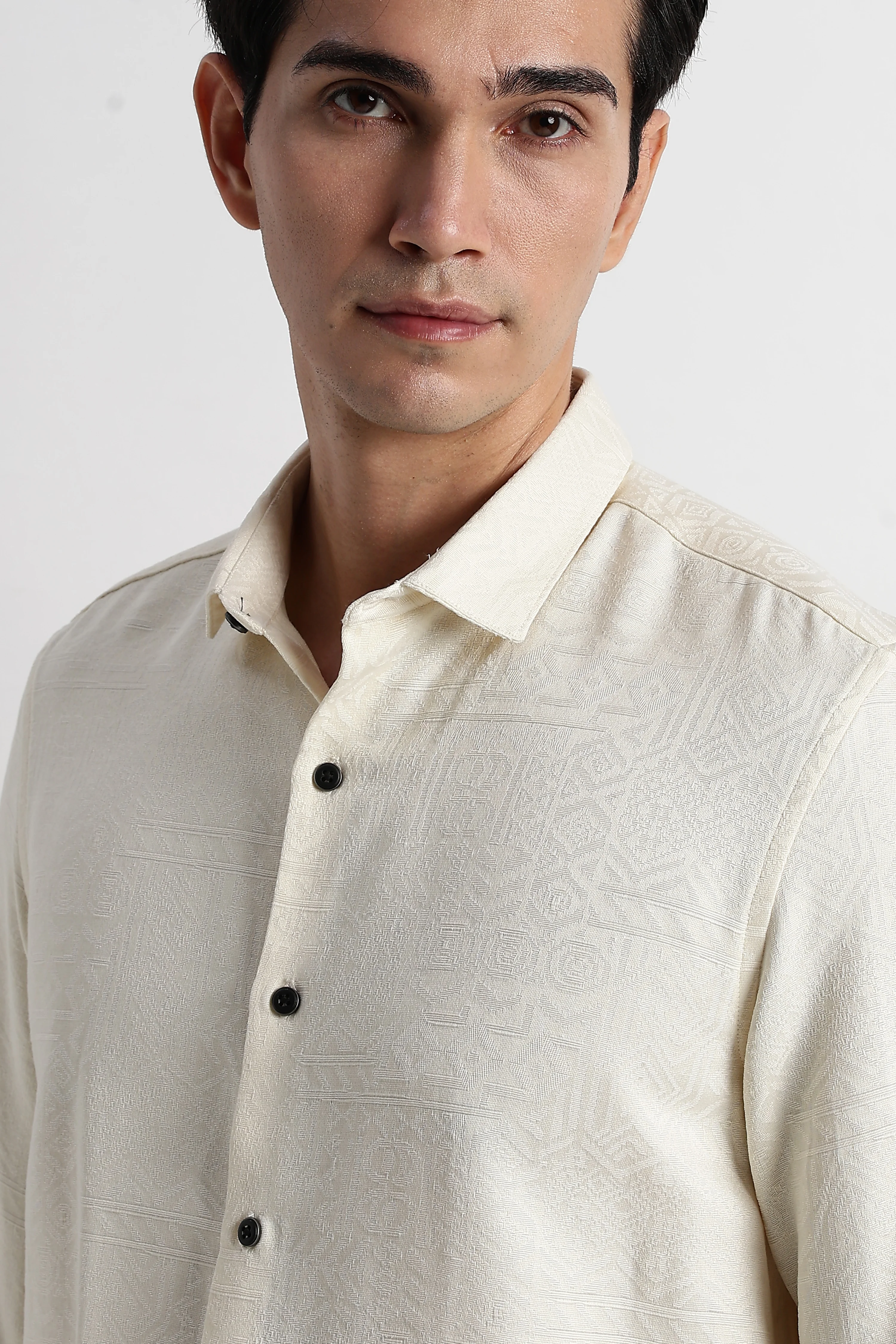 Men Textured Jacquard Shirt - Image 7