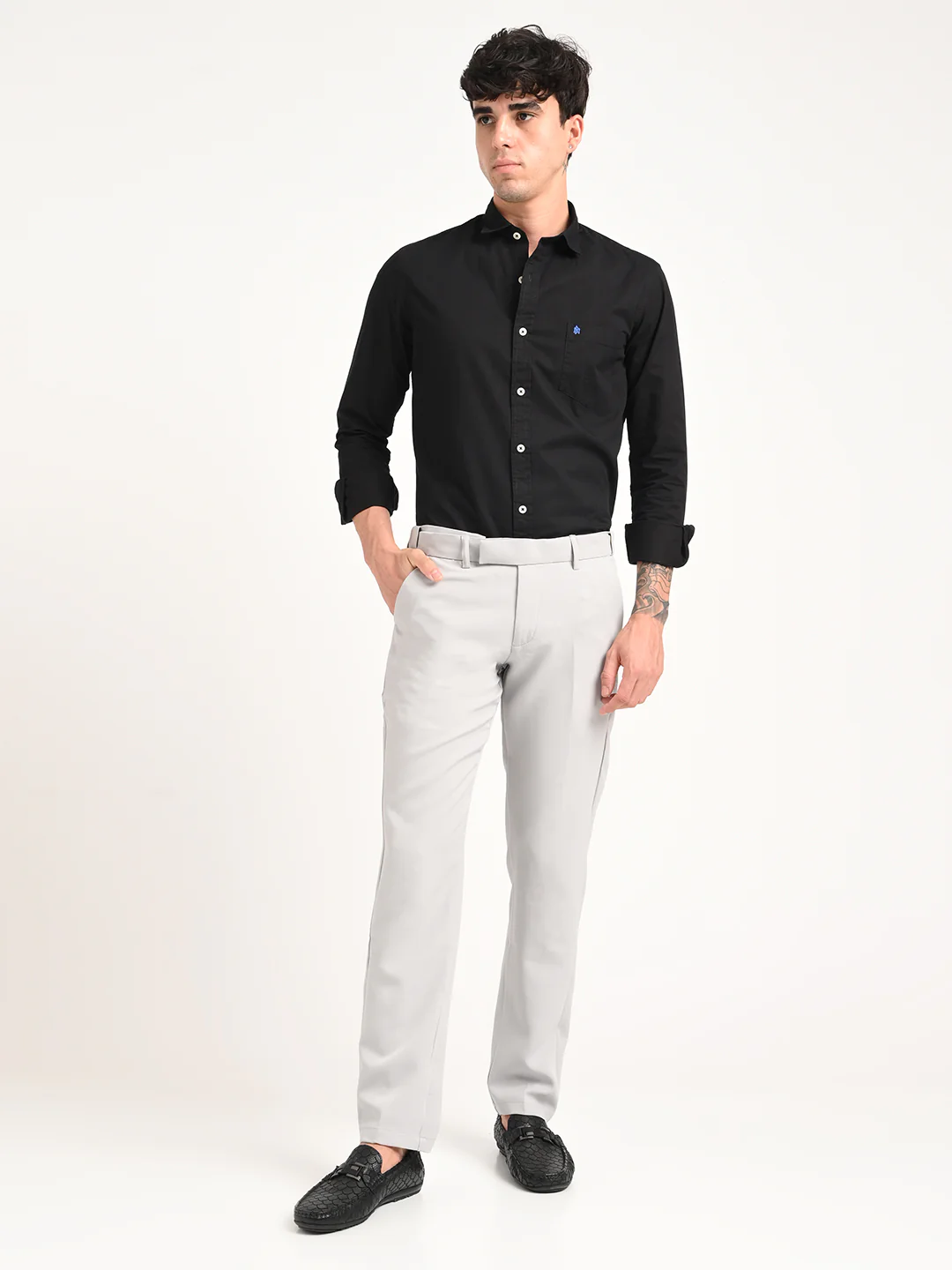Men Textured Polyester Trousers - Image 2