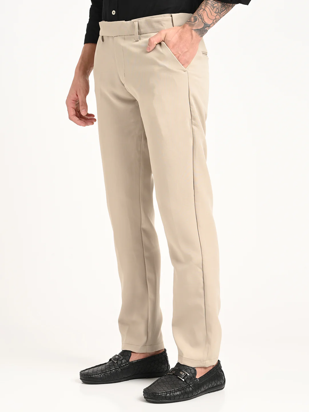 Men Textured Polyester Trousers - Image 4