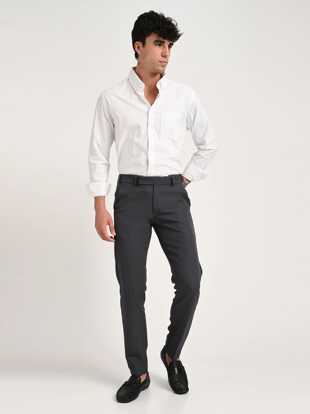 Men Textured Polyester Trousers - Image 2