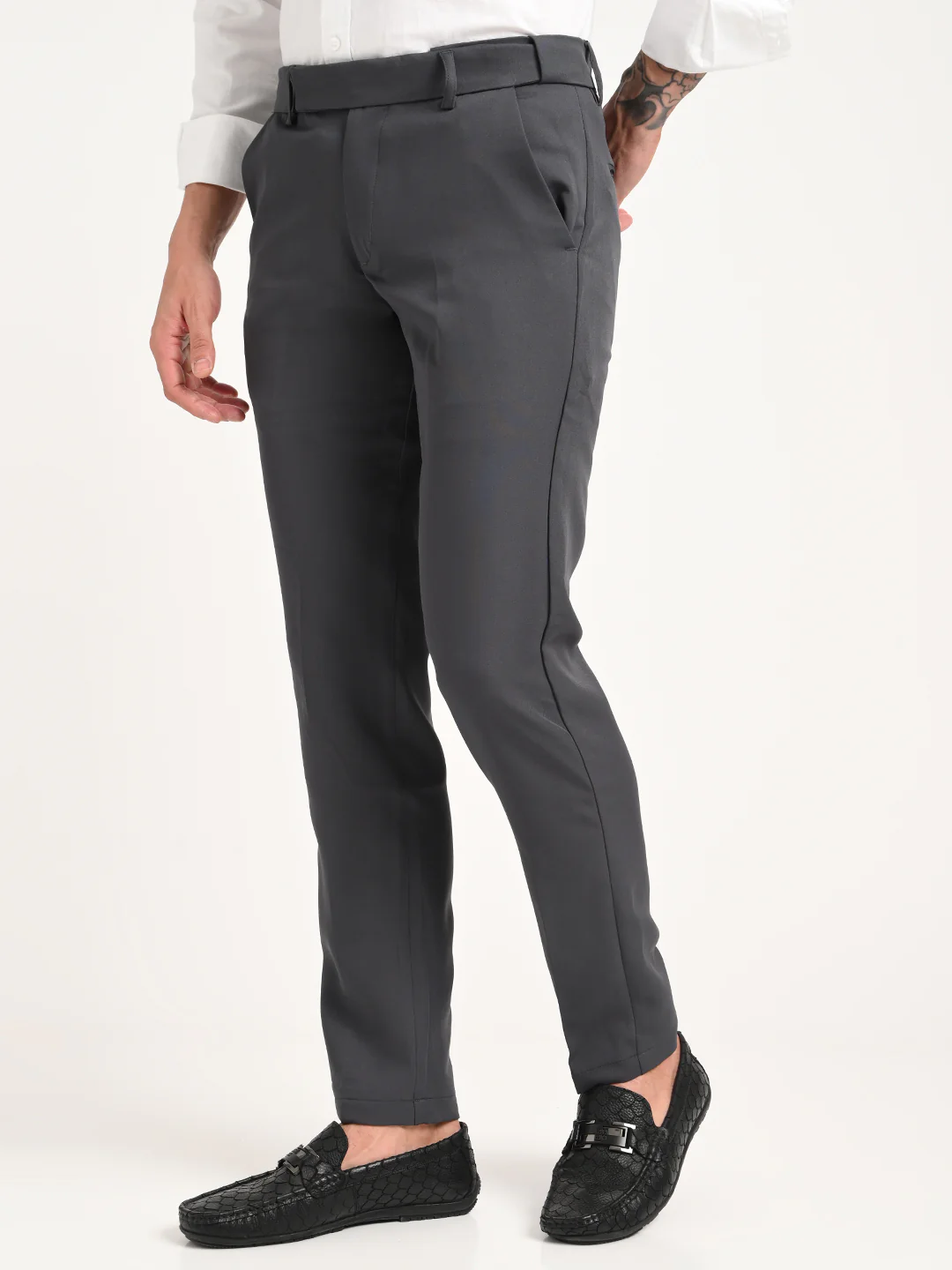 Men Textured Polyester Trousers - Image 4