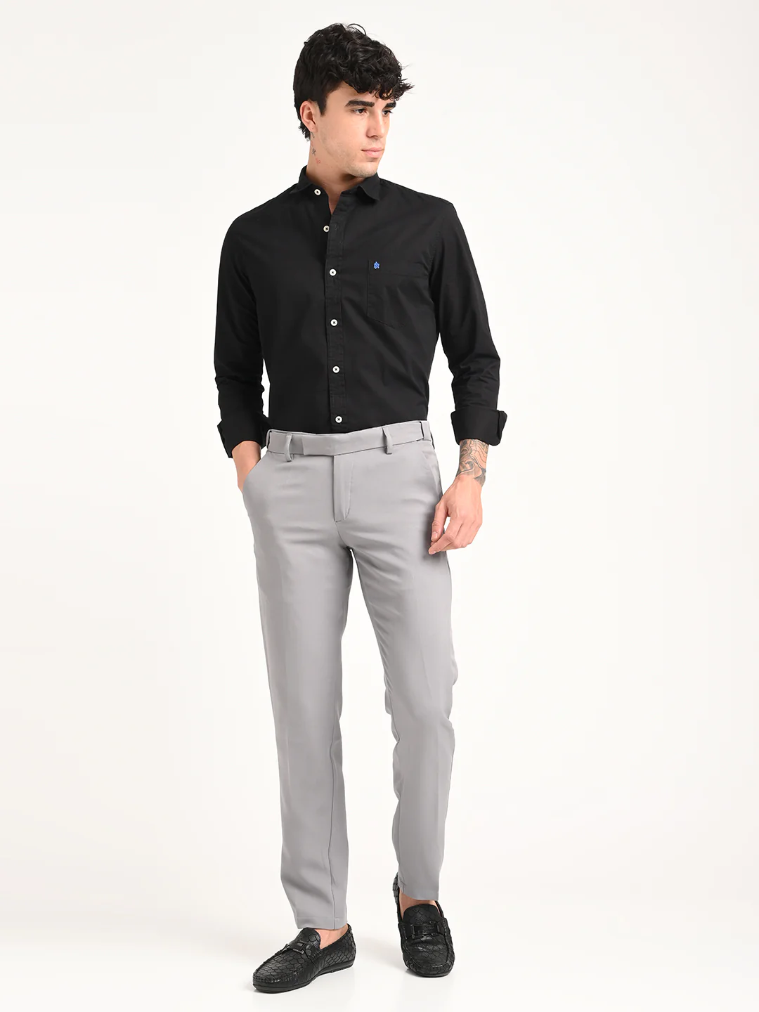 Men Textured Polyester Trousers - Image 2