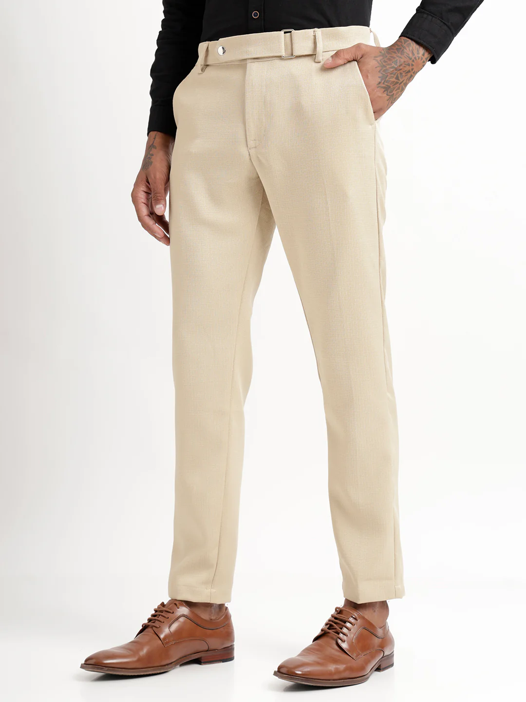 Men Textured  Slim Fit Trousers - Image 6
