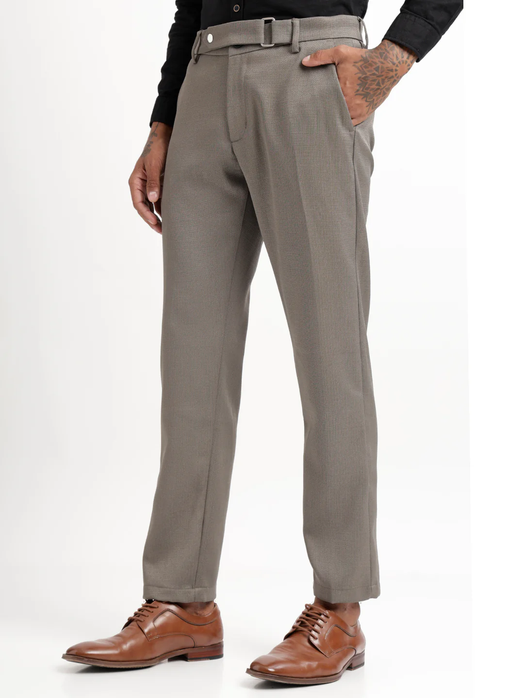 Men Textured  Slim Fit Trousers - Image 5