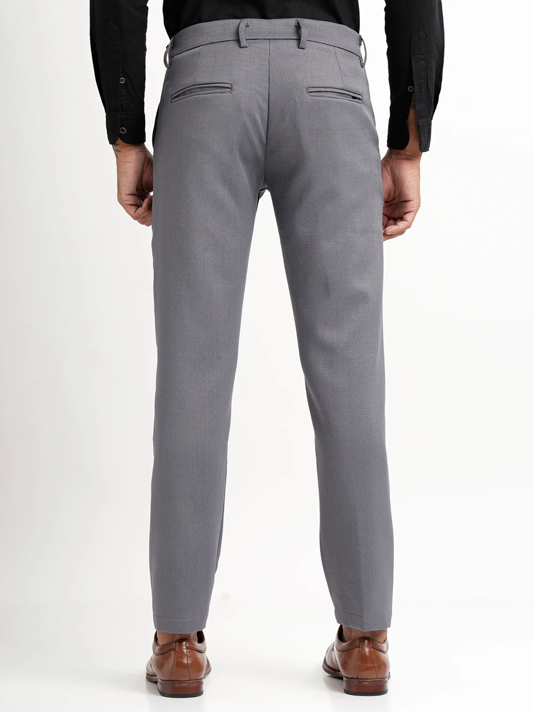 Men Textured  Slim Fit Trousers - Image 4