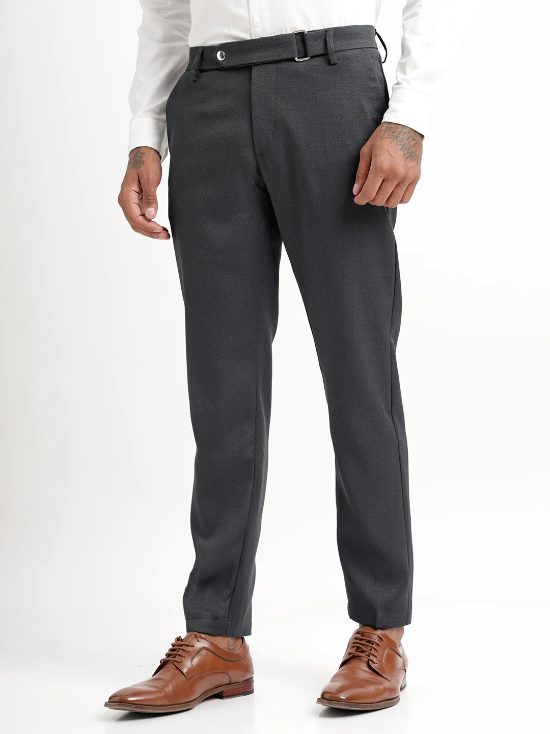 Men Textured  Slim Fit Trousers - Image 6