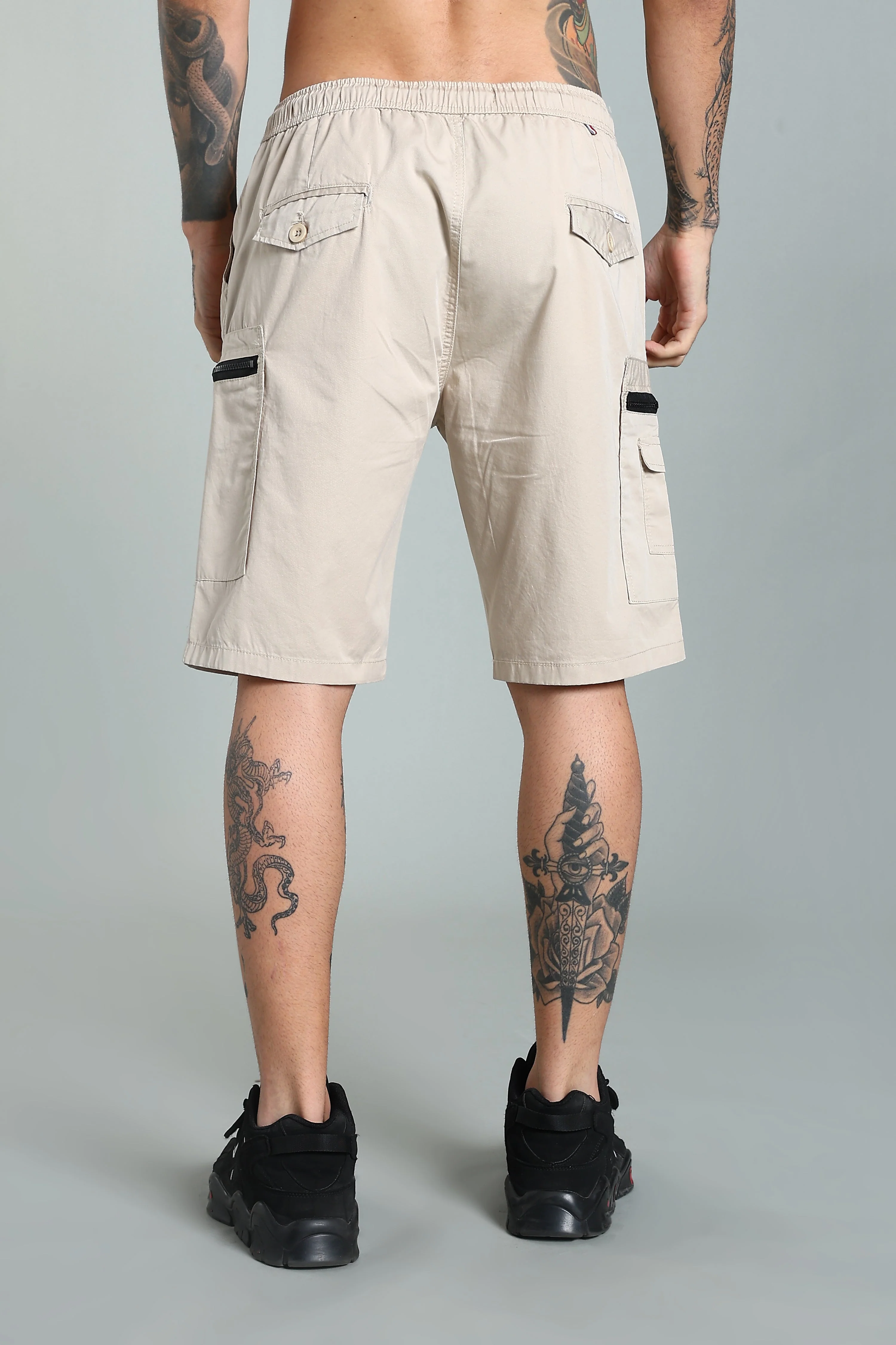 Men Trail Beige Cargo Shorts - Image 2