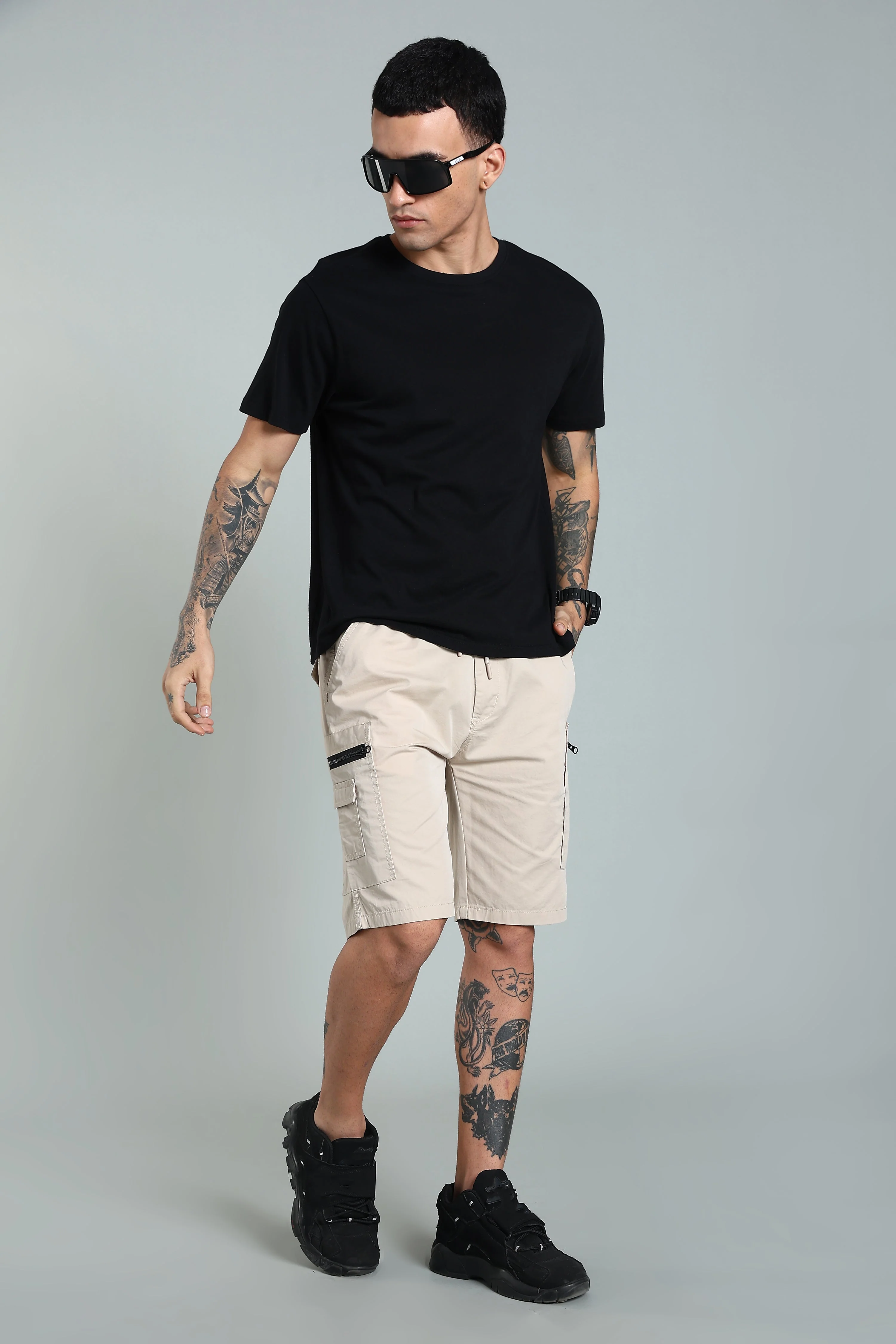 Men Trail Beige Cargo Shorts - Image 5