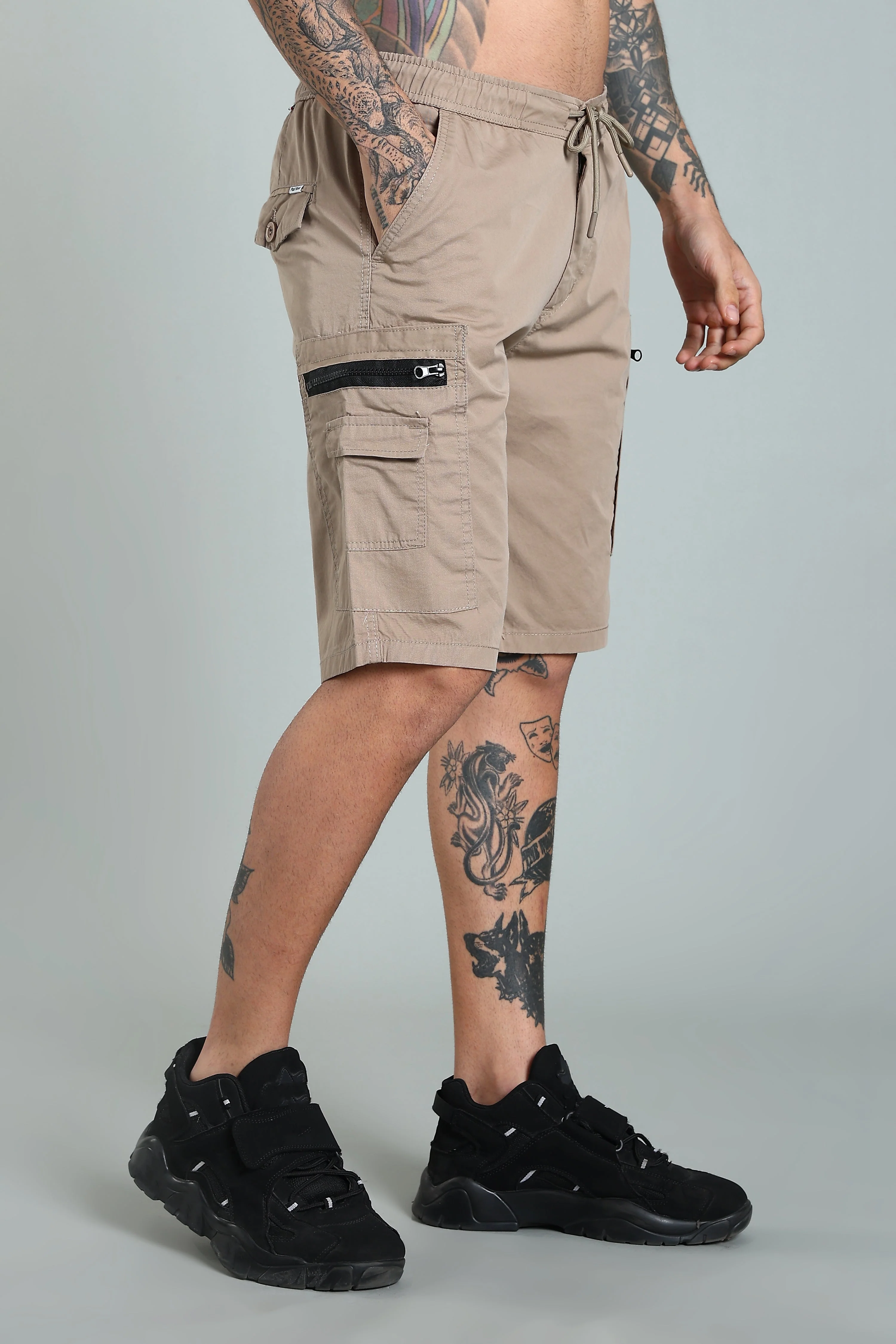 Men Trail Brown Cargo Shorts - Image 6