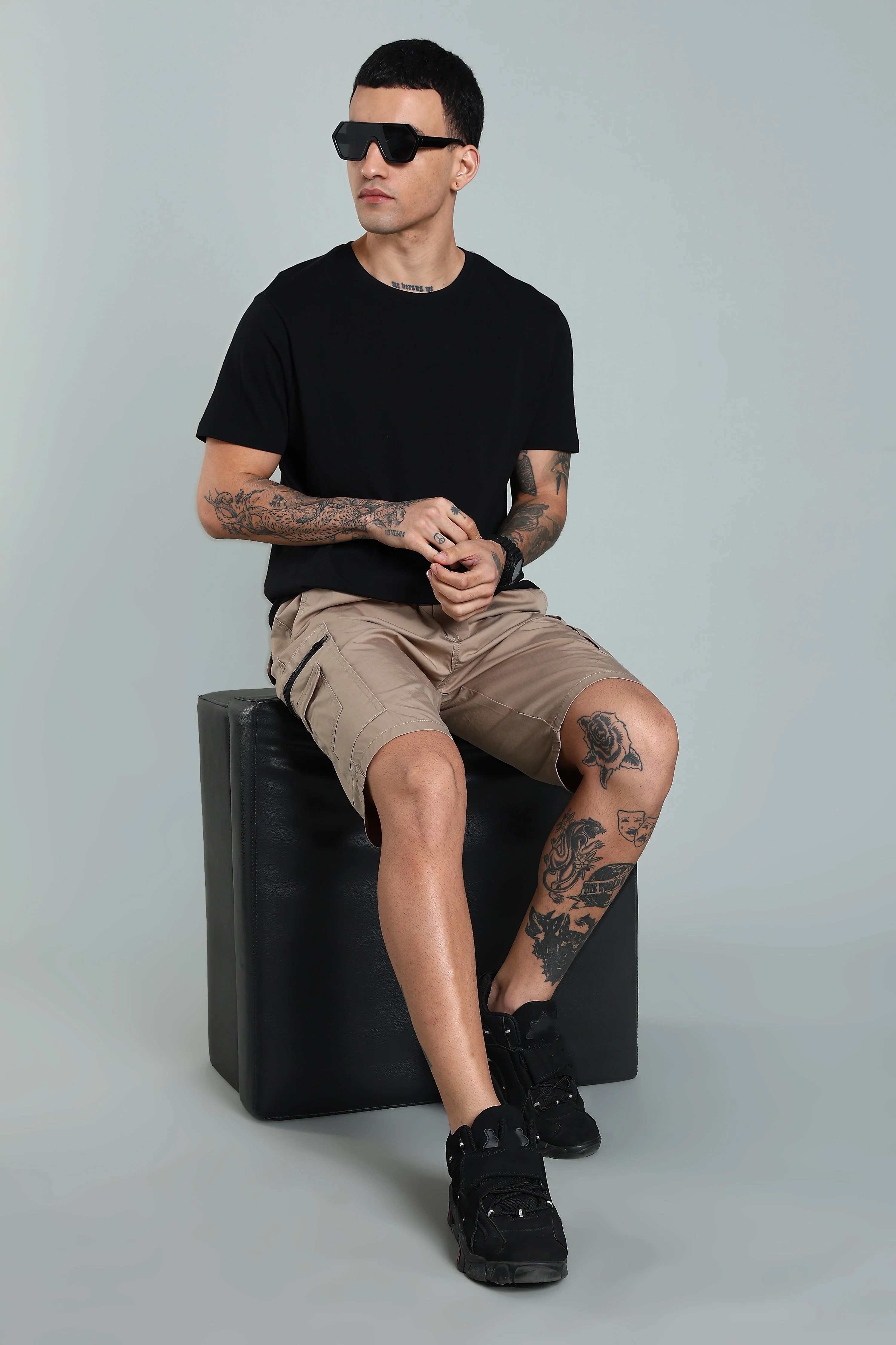 Men Trail Brown Cargo Shorts - Image 7