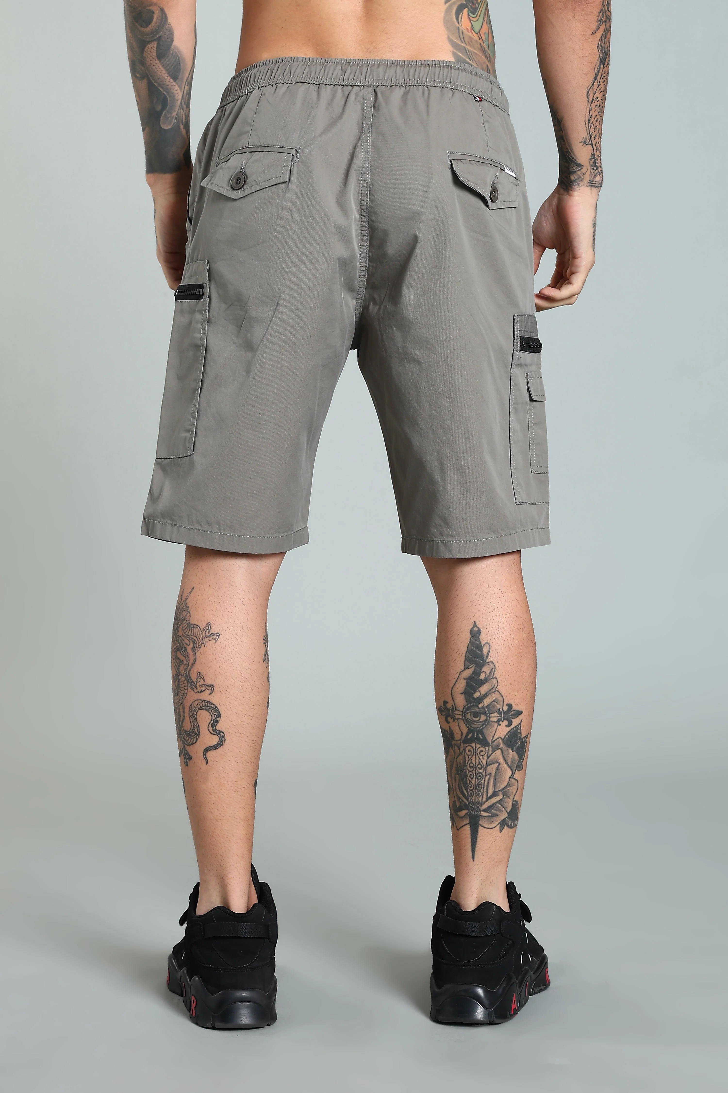 Men Trail Grey Cargo Shorts - Image 2