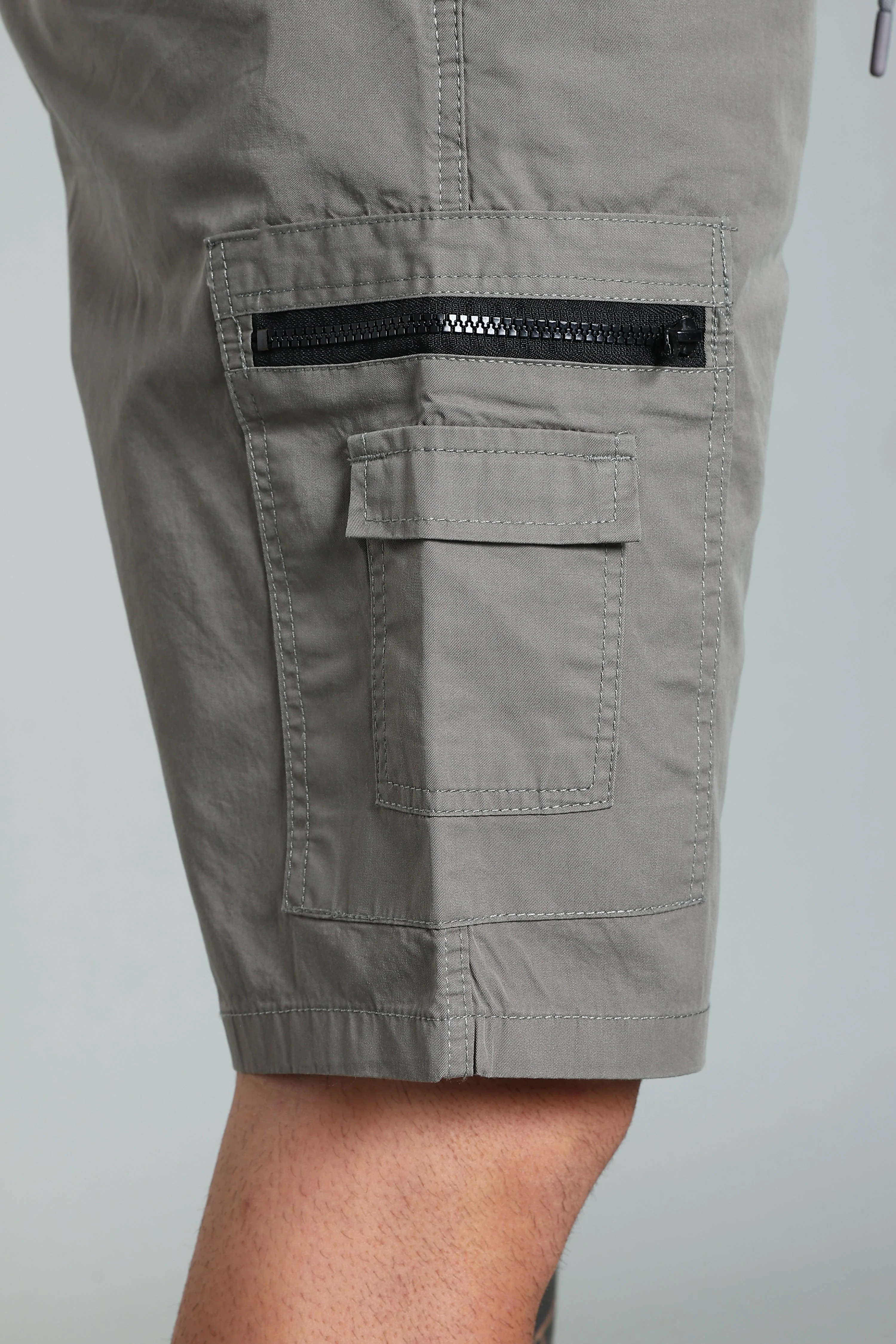 Men Trail Grey Cargo Shorts - Image 4