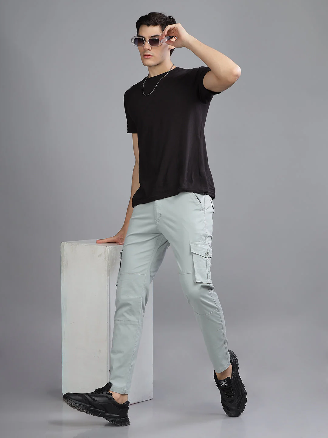 Men Twill Blue Cargo Pant - Image 4