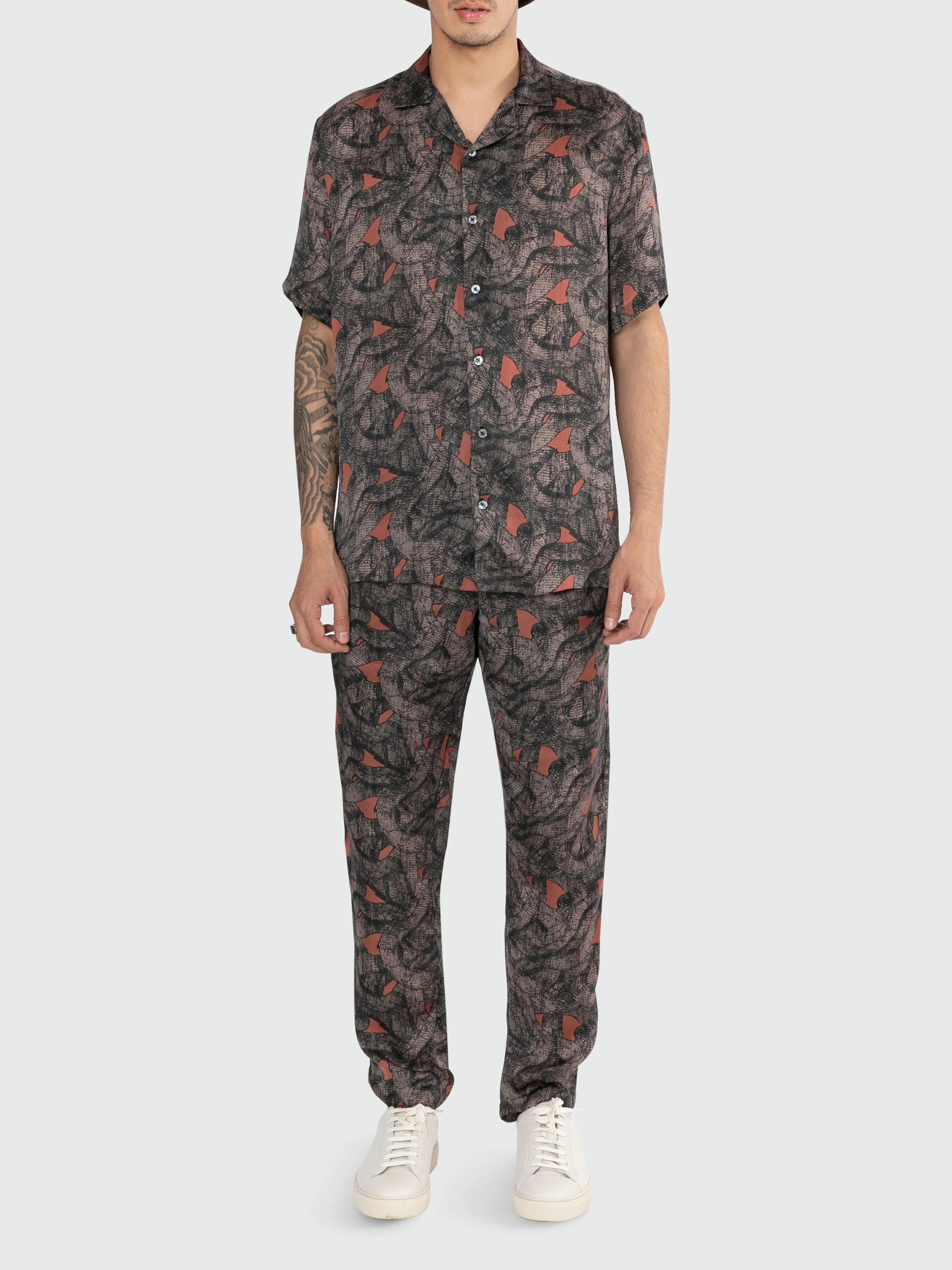 Men Dragon Resort Pants - Image 4