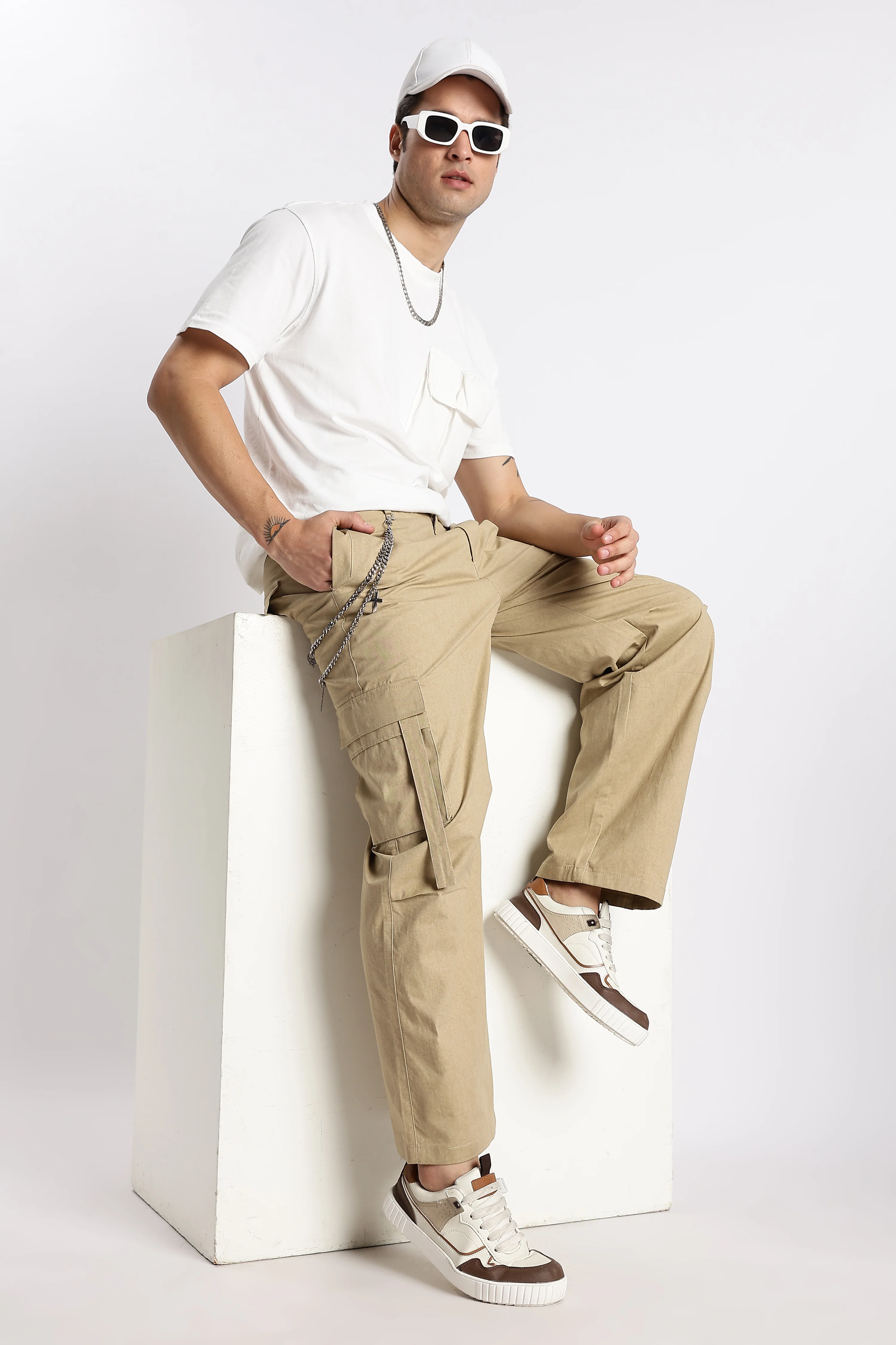 Men Urban Multi-Pocket Utility Bottoms - Image 6