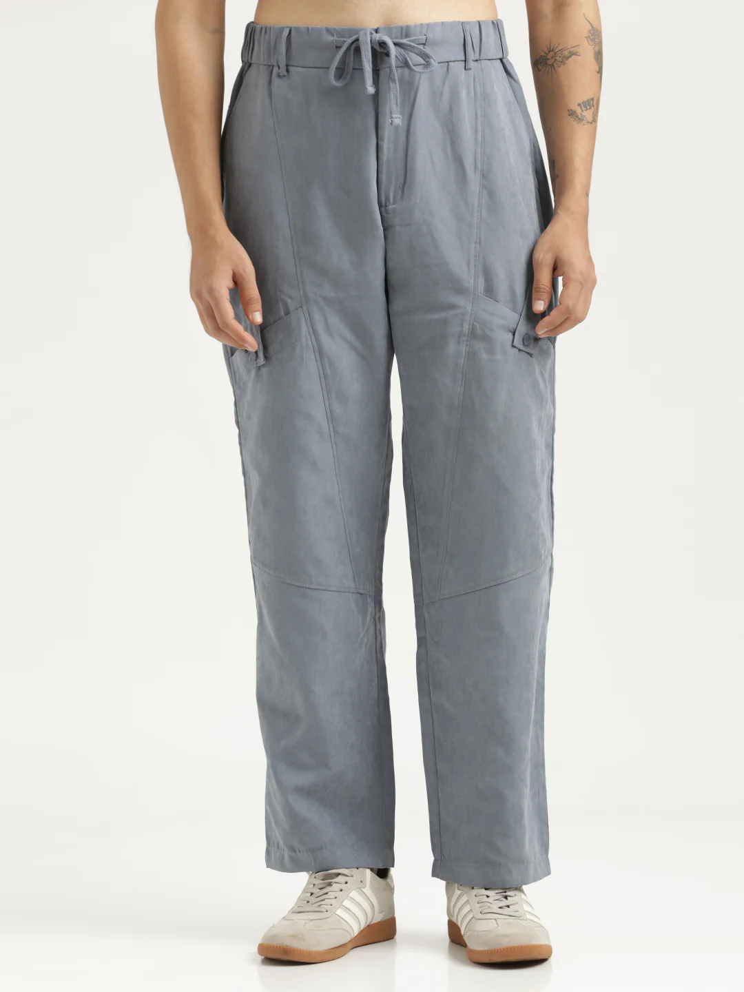 Men  Velvet Cargo Trousers - Image 5